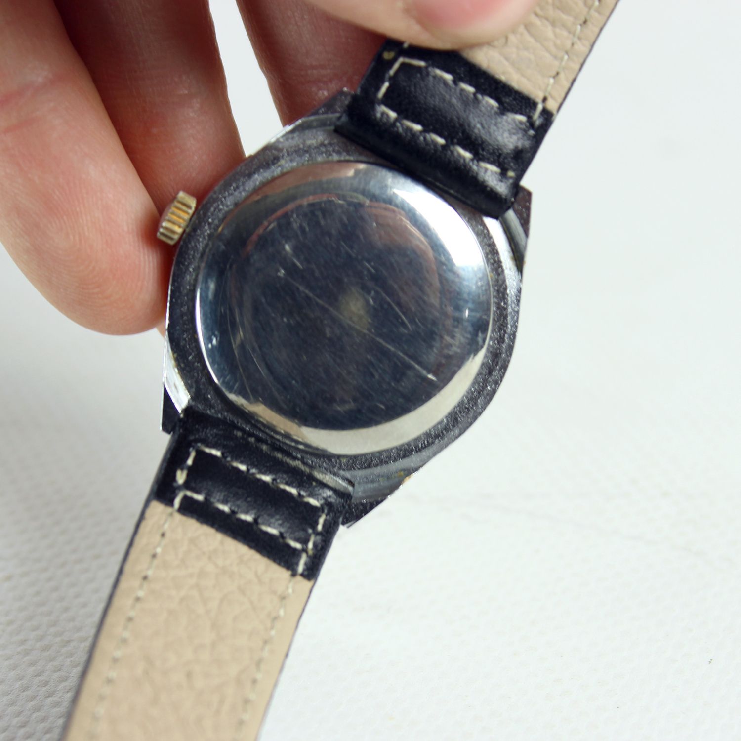 Prim 17 Jewels Vintage Mechanical Wristwatch, 1960s Czechoslovakia photo furniture