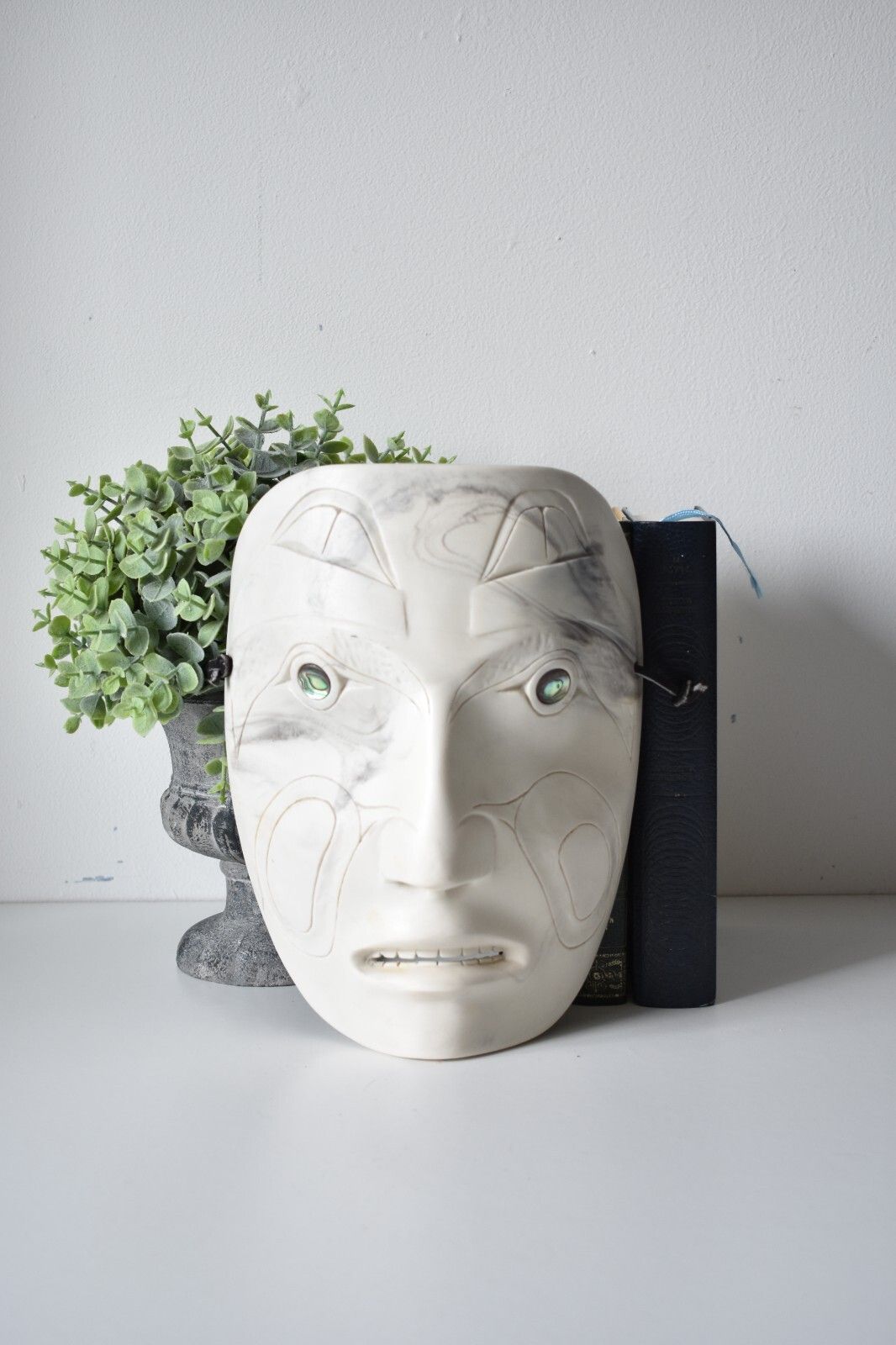Pearlite Marblecraft Native Tribal Mask Wall Hanging Abalone Eyes Made In Canada photo vinterior