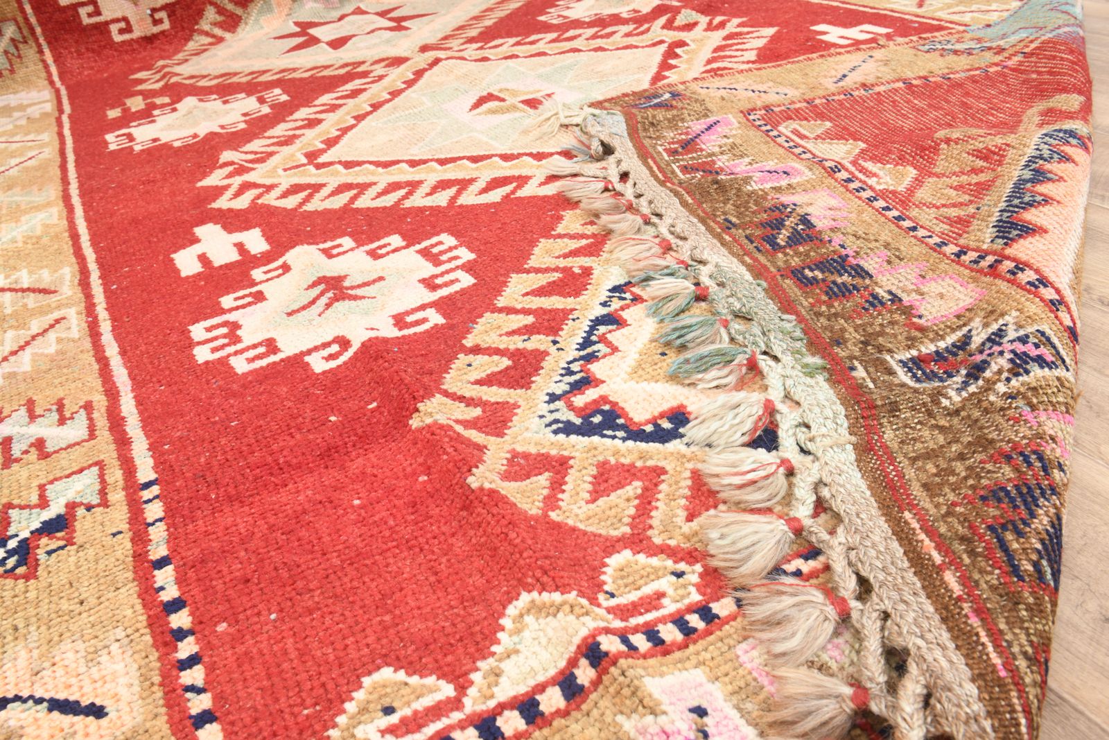 photo furniture 5'8x14 Ft, Wide And Long Vintage Turkish Runner, Handmade Oushak Rug, Soft Wool, Red Color, Geometric Pattern, Hallway Carpet