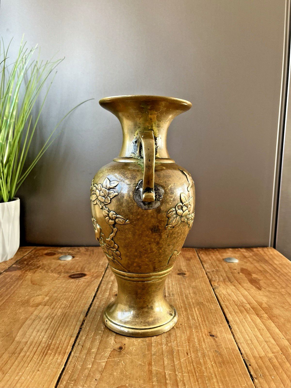 Antique Japanese Meiji Period Bronze / Brass Vase Bird Floral Aesthetic Movement photo vintage