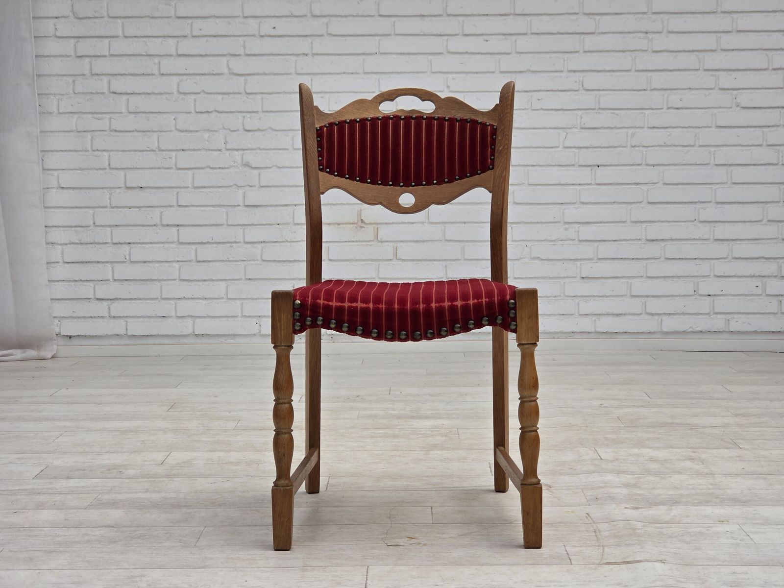 photo vinterior 1970s, Set Of 6 Danish Dining Chairs, Original Condition, Oak Wood, Furniture Wool.