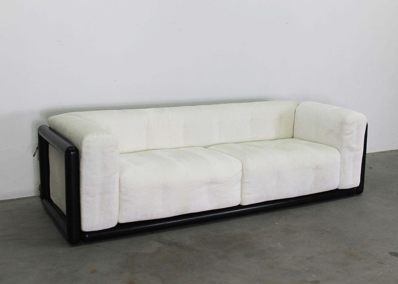 photo for sale Carlo Scarpa Cornaro Living Room Set In Lacquered Wood And Fabric By Gavina 1970