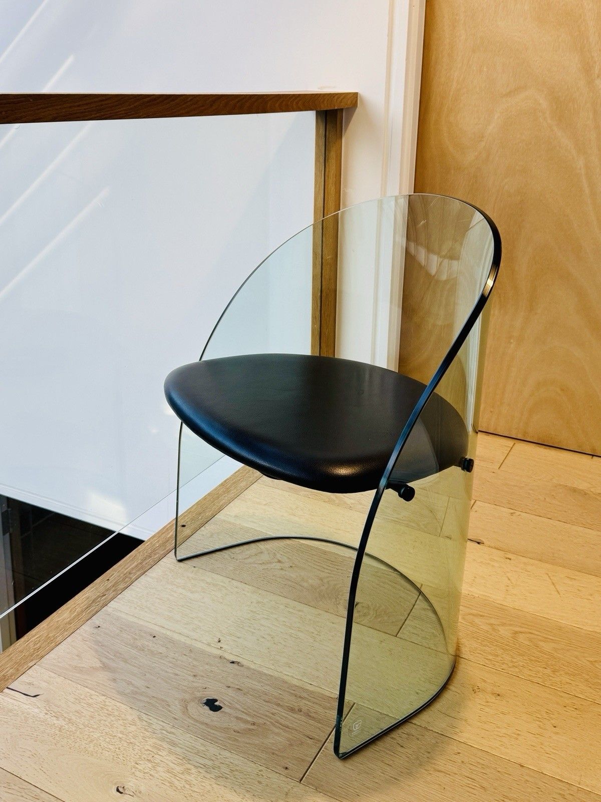 1980s Glass Framed Chair By Fiam Of Italy In The Style Of Louis Dierra photo 500.0