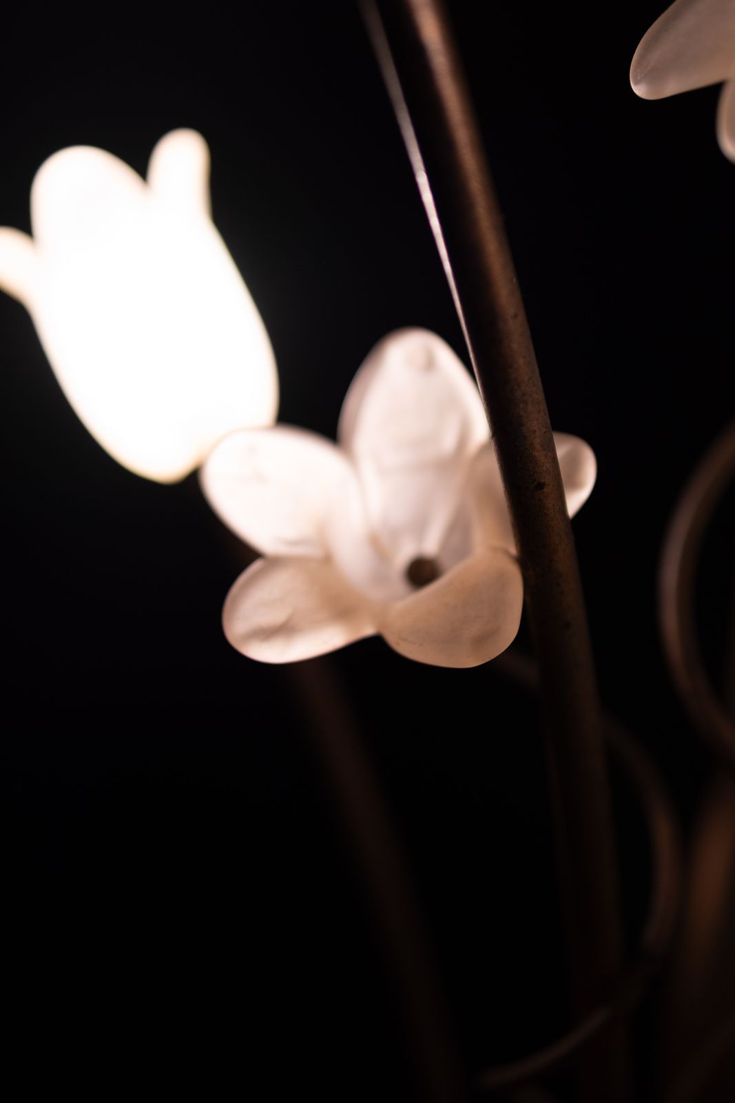 photo for sale Hollywood Regency Gold Flower Shaped Floor Lamp 1980s