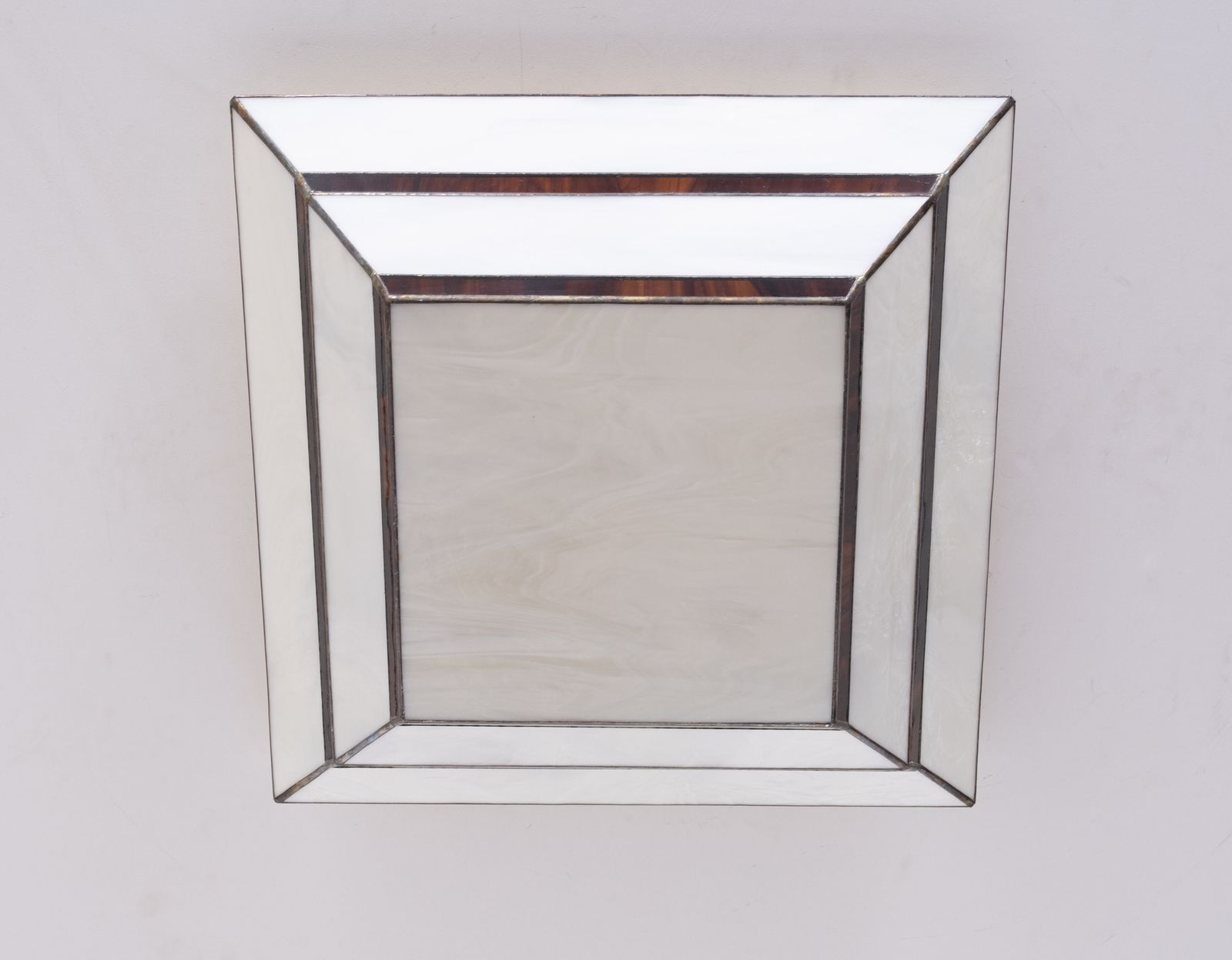 photo furniture Art Deco Style Mother Of Pearl Glass Plafonnière Rose Design