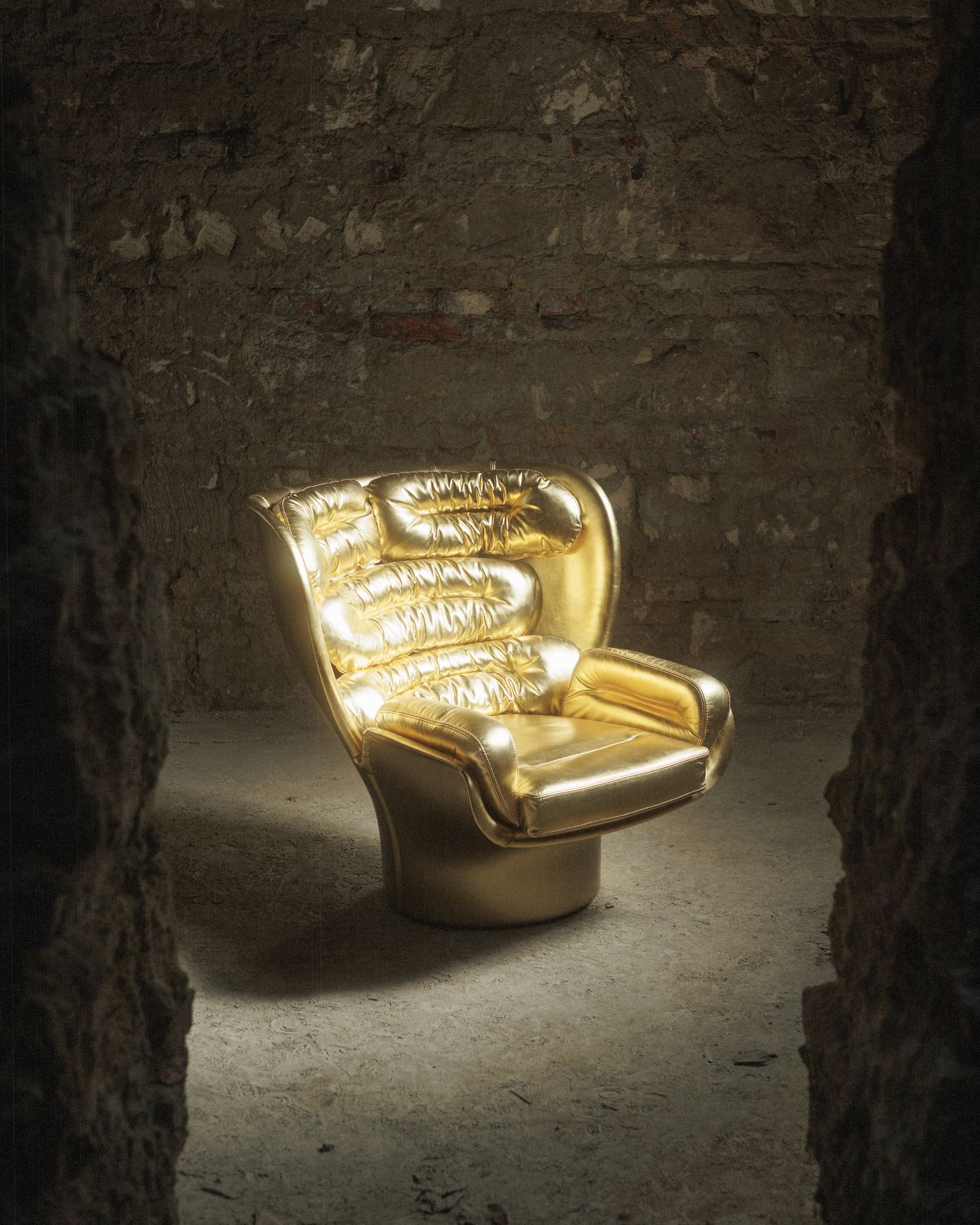 Golden Limited Edition Elda Chair By Joe Colombo For Longhi Italy No. 8/20 photo Furniture