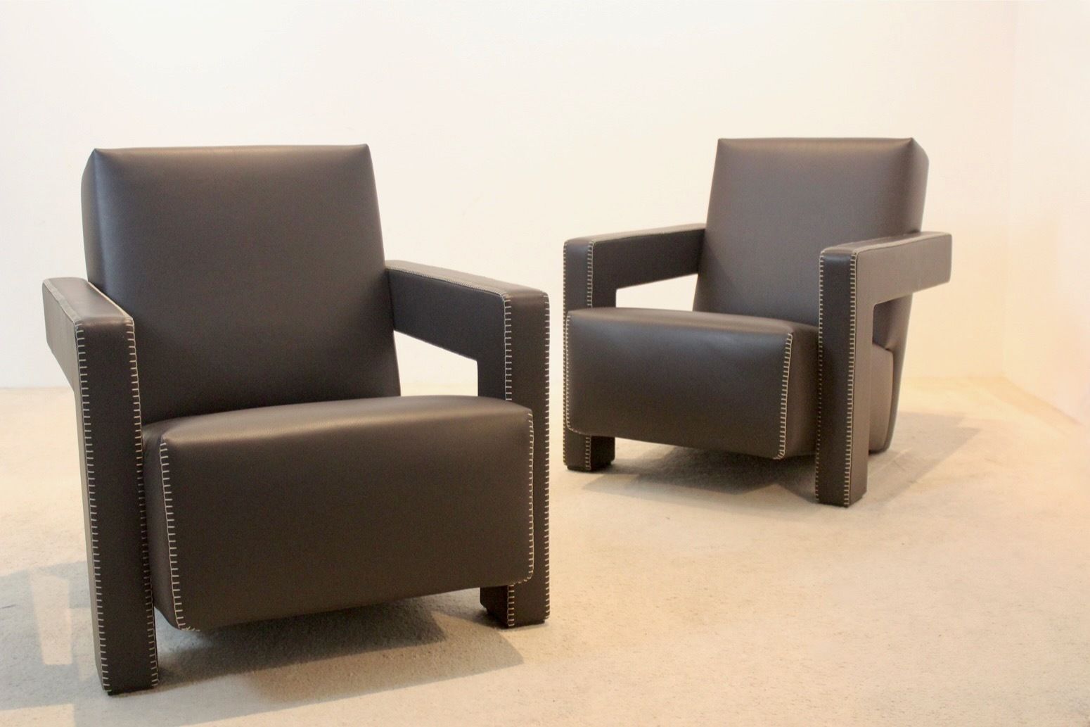 Gerrit Rietveld For Cassina – Pair Of Iconic ‘Utrecht’ Chairs In Leather photo furniture