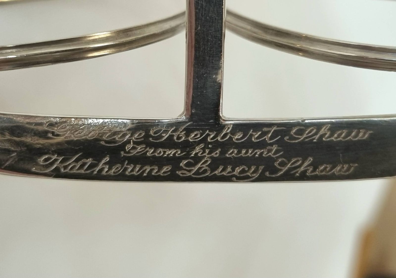 A Very Fine Georgian Sterling Silver Six Slice Toast Rack, By Robert Hennell II And Fully Hallmarked For The London Assay Office 1829, 289g. photo buy