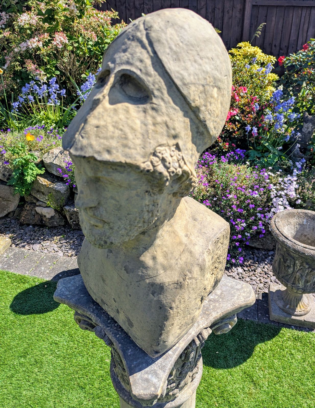 photo vinterior Pericles Greek Statesman !Garden Ornemant English Stone ( Delivery Available Via Our Own Specialist Courier Company 0195.