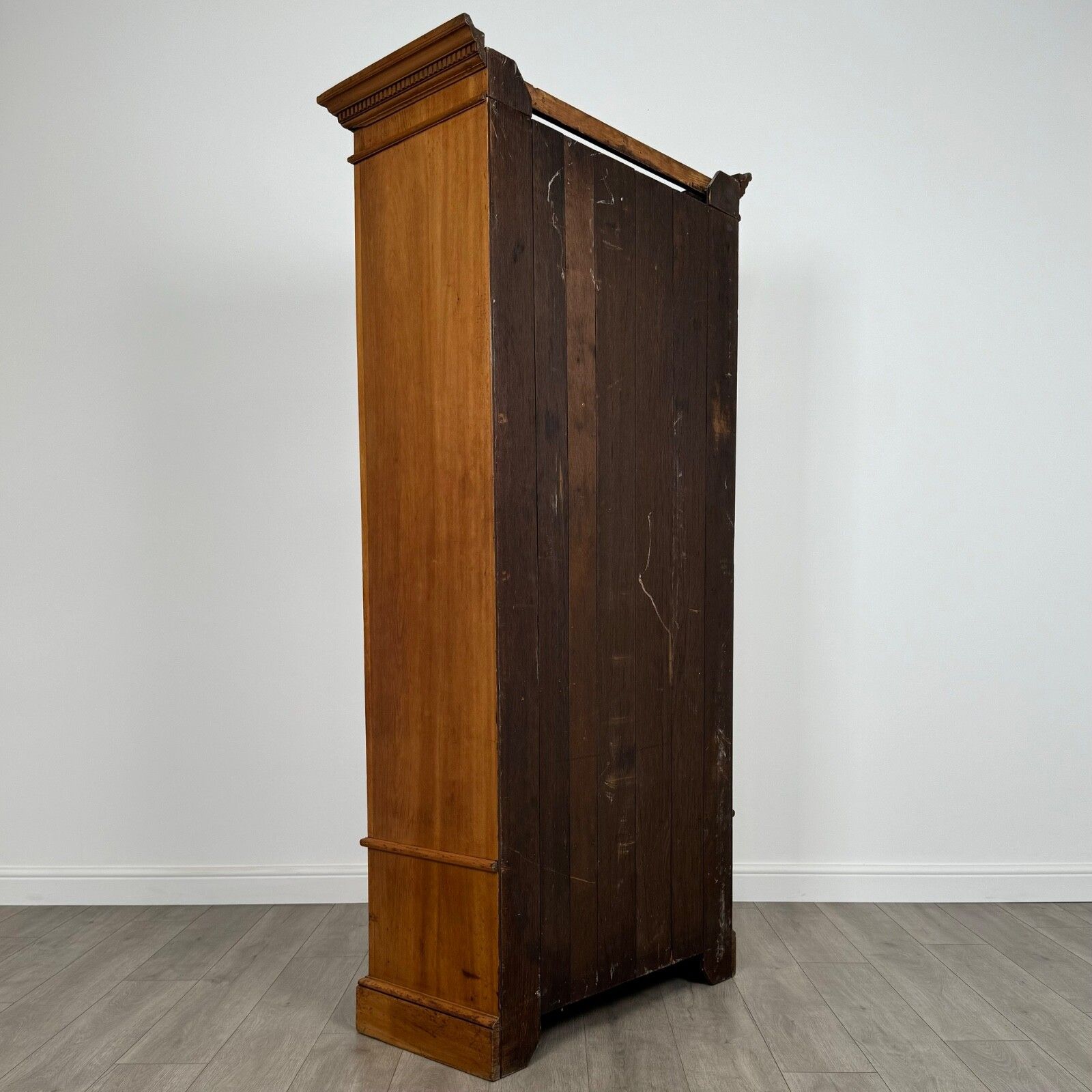Antique 20th Century Fine Quality Satinwood Wardrobe photo 625.0