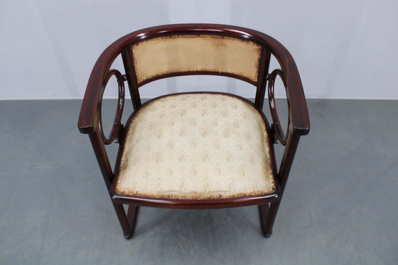 Josef Hoffmann Variation Of Art Nouveau "Fledermaus" Armchair By Fischel photo for sale