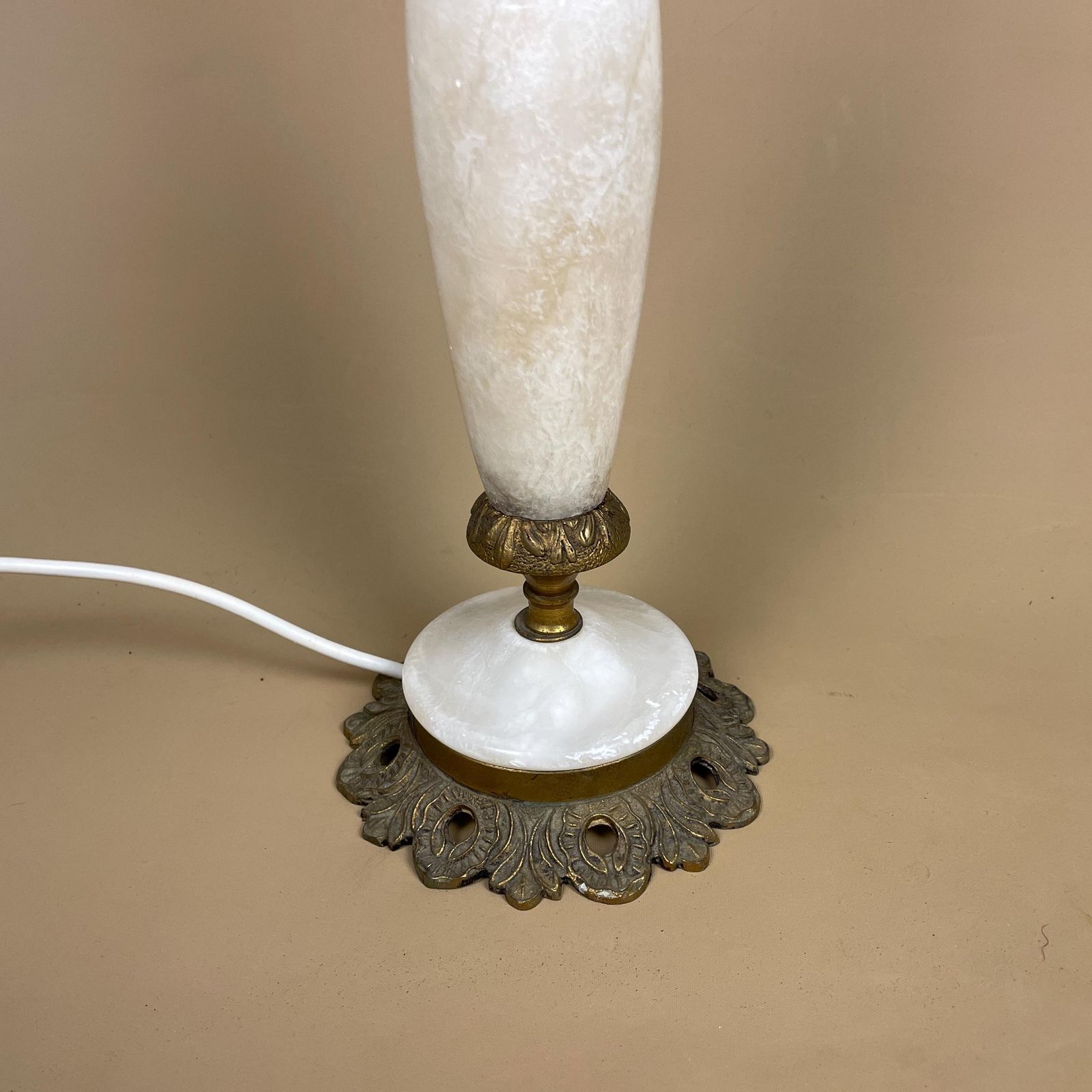 Antique White Onyx Marble Lamp Light Bedside Brass Gold Ornate Vintage Old Stone Floral Shape Base Tall Column photo furniture