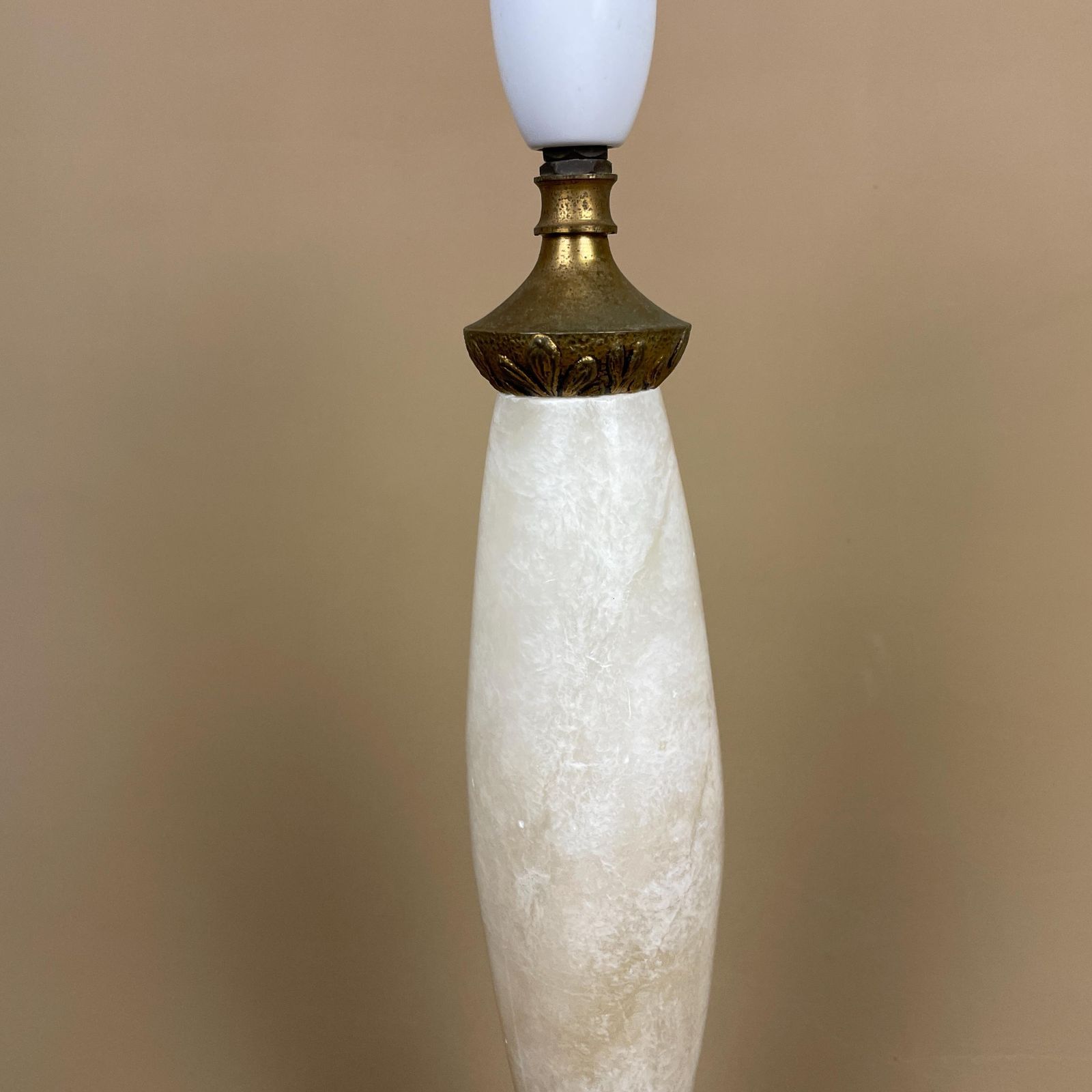 Antique White Onyx Marble Lamp Light Bedside Brass Gold Ornate Vintage Old Stone Floral Shape Base Tall Column photo 89.0