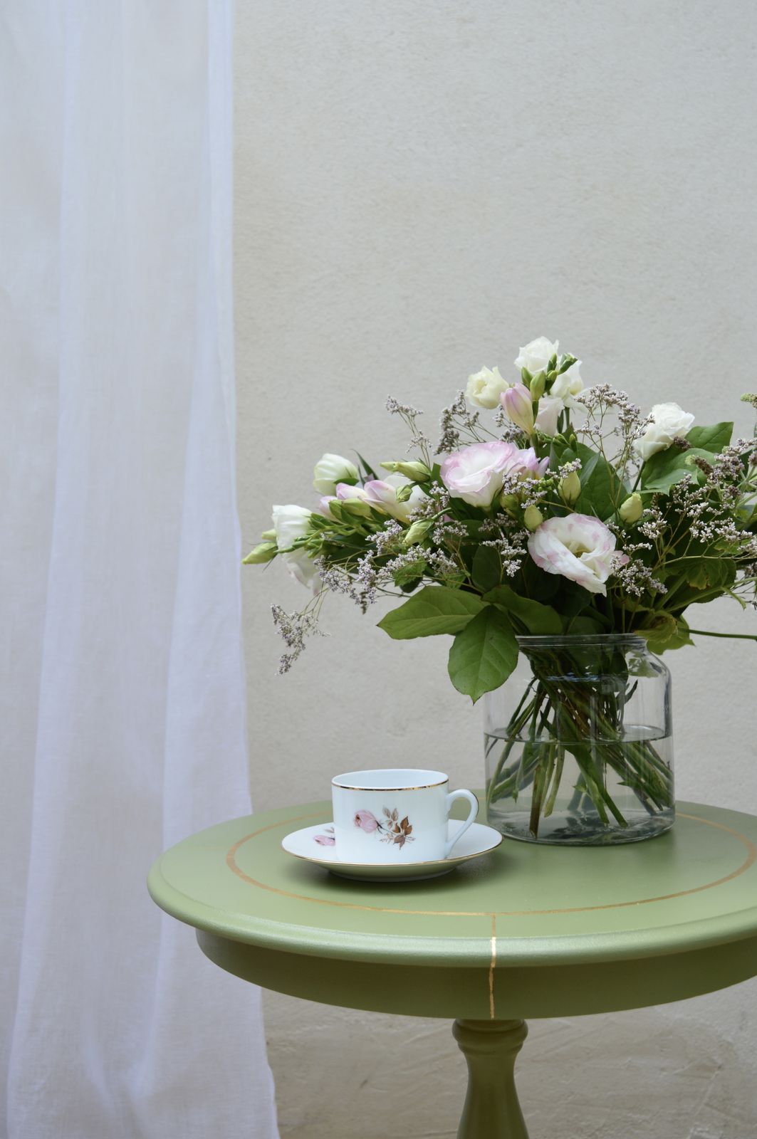 The Lady Grey Round Side Table photo Furniture