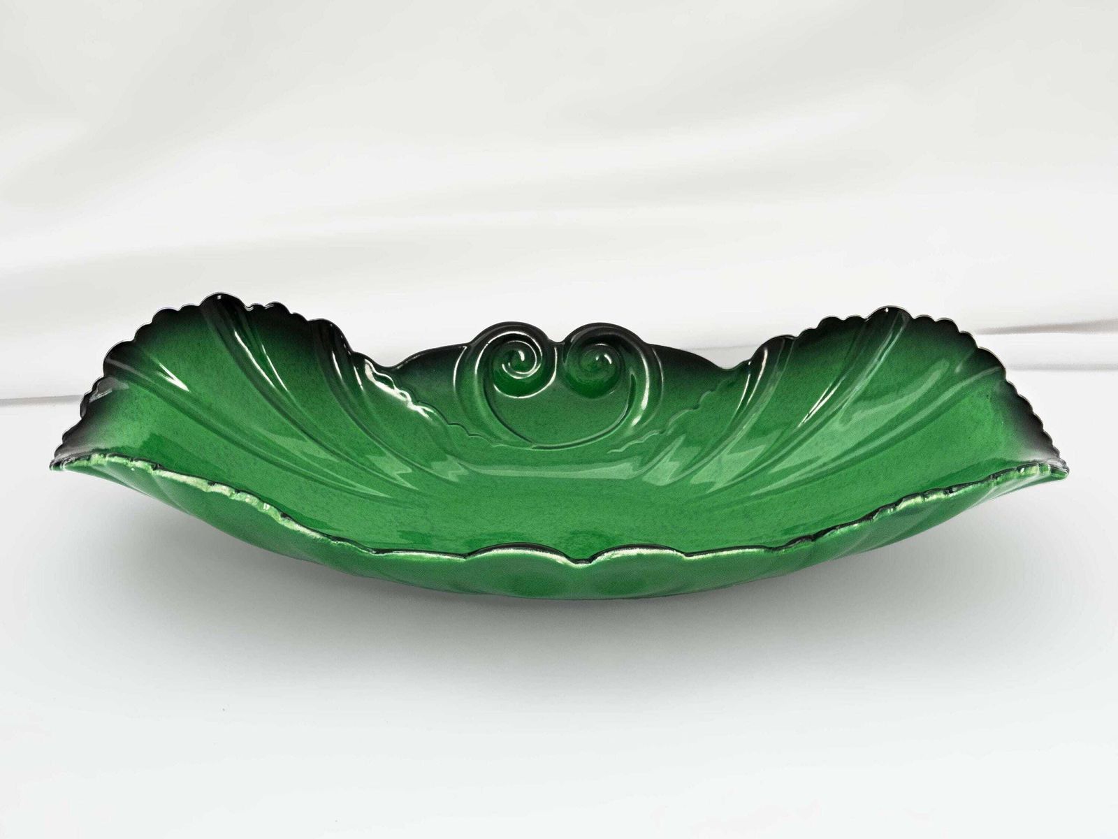Carlton Ware Art Deco Leaf Dish 'Vert Royale' Green Black Design English Vintage Studio Pottery 1930s Tableware Home Decor photo for sale