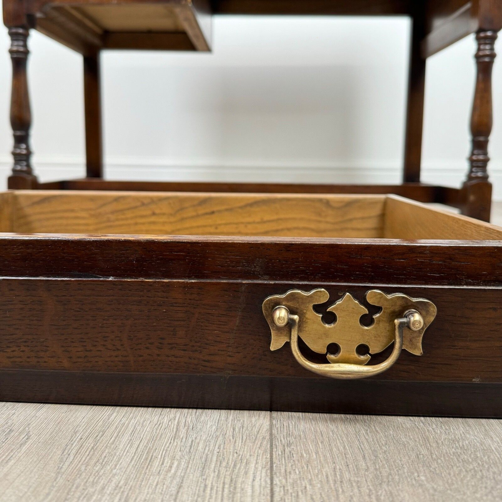 Furniture Antique 20th Century Good Quality Desk In Oak photo