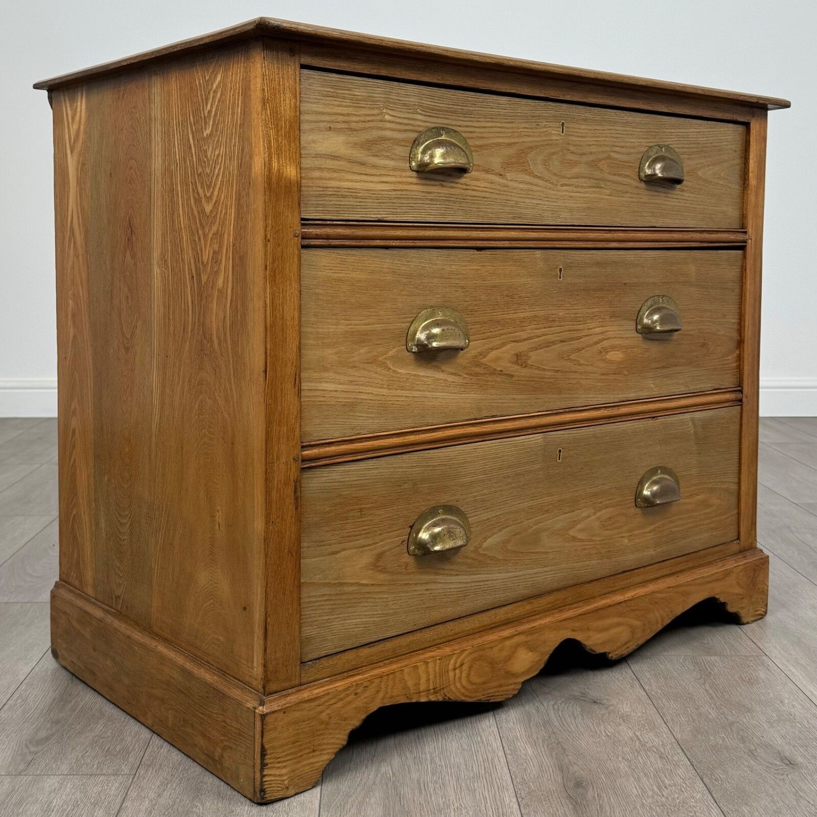 Antique 20th Century Fine Quality Ash Chest Of Drawers photo vintage