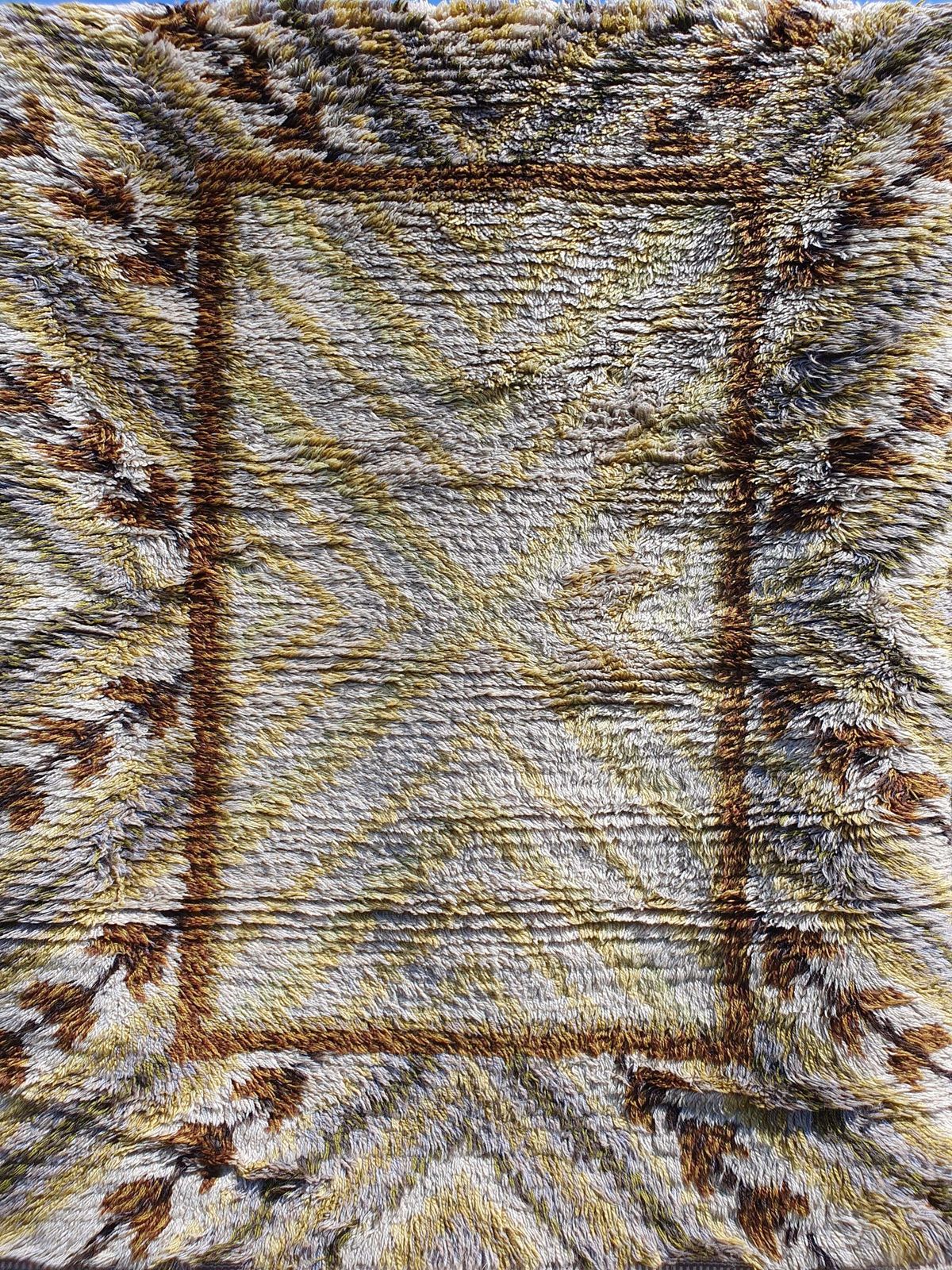 A 1970s Swedish Wool Rya Rug.156cm X 120cm photo 140.0