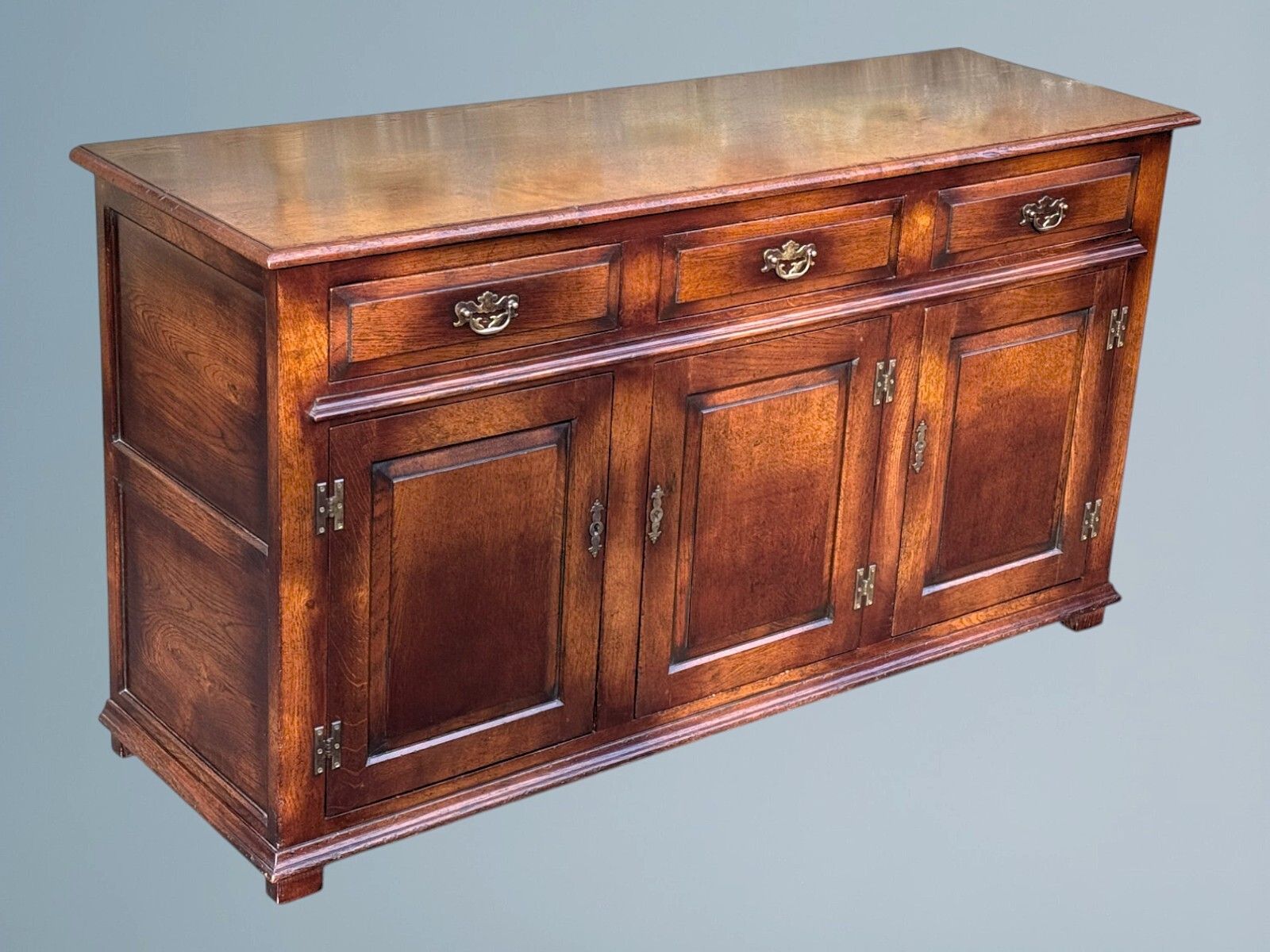 Good Quality Oak Dresser Base photo furniture