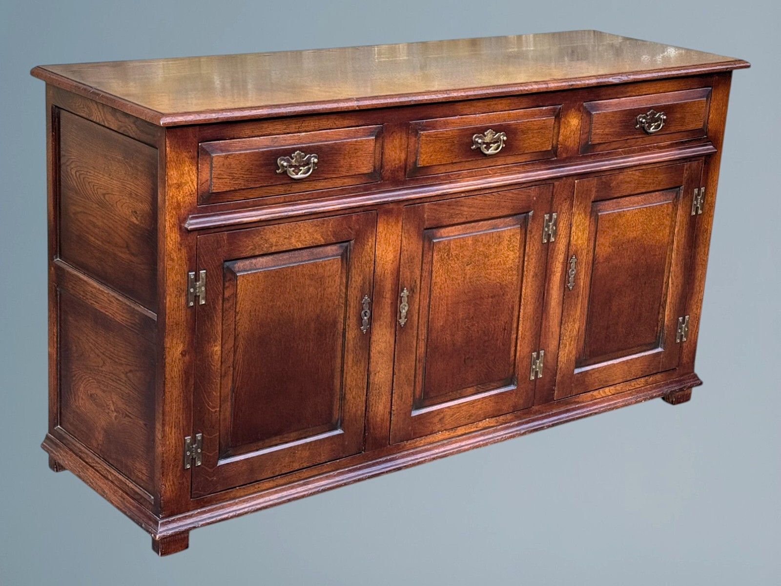 Good Quality Oak Dresser Base photo Furniture