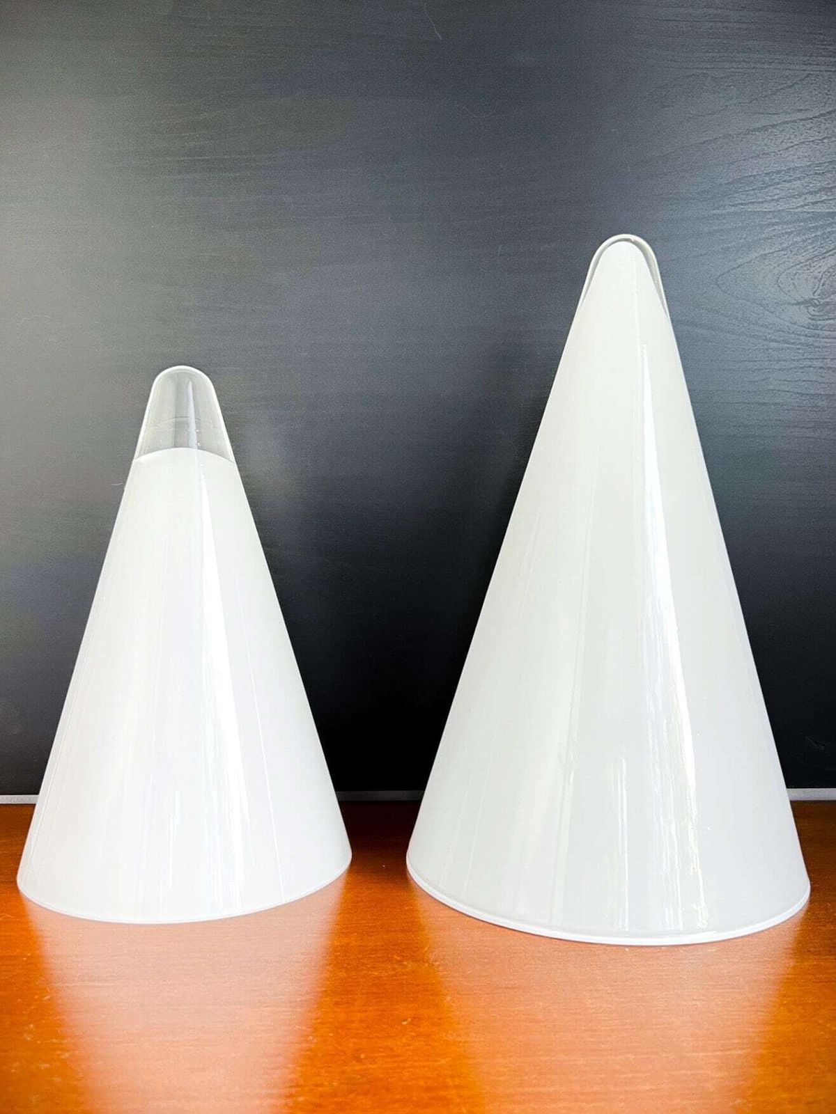 Vintage Teepee Tafellamp Van Ilu Design (Small) En Sce (2x Large Beschikbaar) | Opaline Glas | Mushroom | Space Age photo furniture