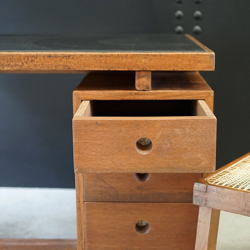 X  Leg Administrative Desk By Pierre Jeanneret C.1960 photo vinterior