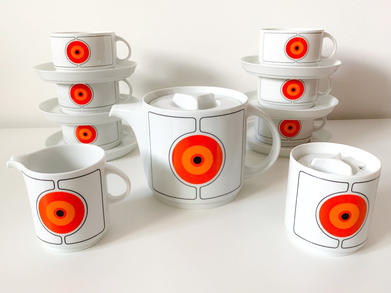 photo furniture Vintage Thomas Rosenthal Eclipse Thee /Koffiepot, Collector's Item – Mid Century