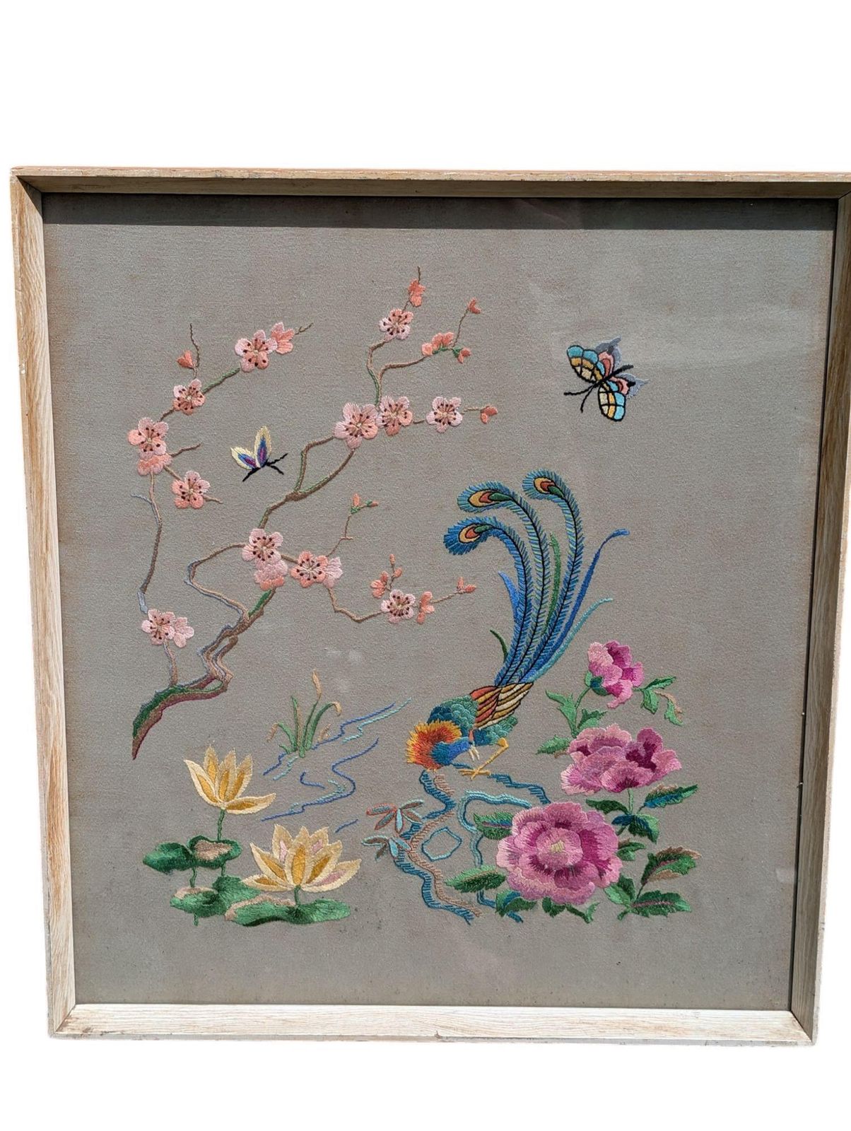 1960s Vintage Chinese Embroidery Framed And Glazed. photo 75.0