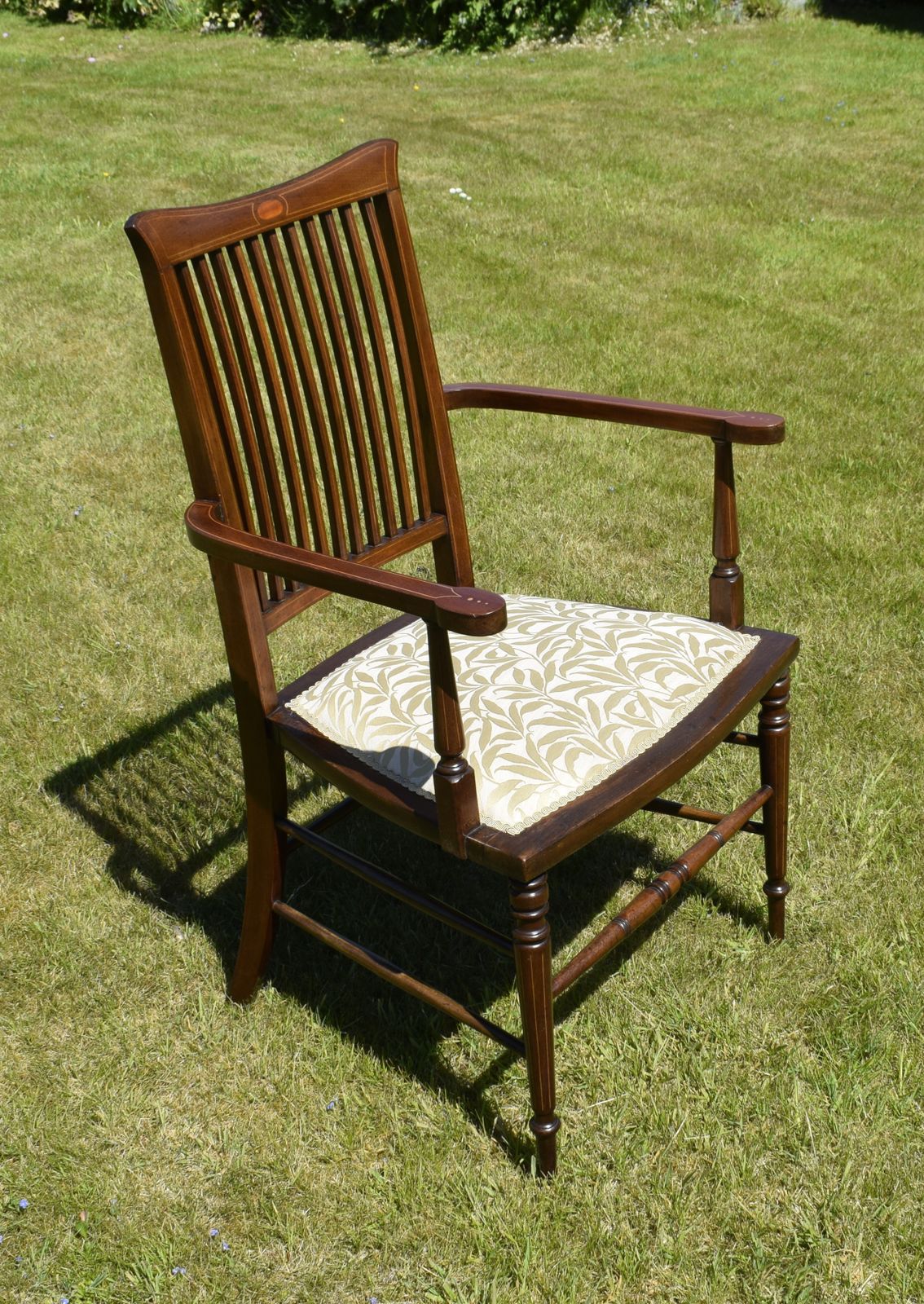 photo furniture Edwardian Mahogany And Inlaid Armchair