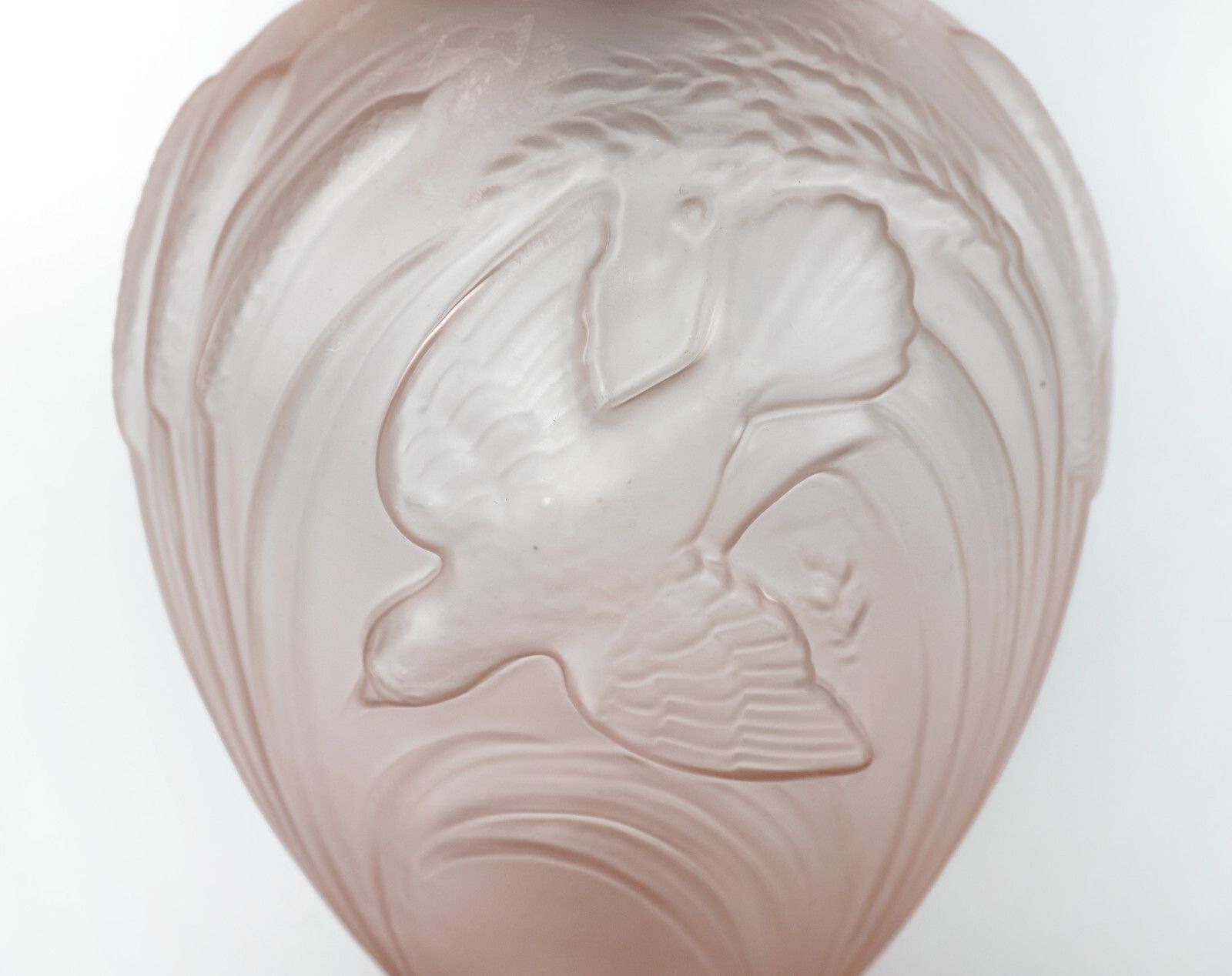 1930s Jobling British Art Deco Pink Matt Glass Table Lamp Wtih Bird & Corn Design photo Lighting