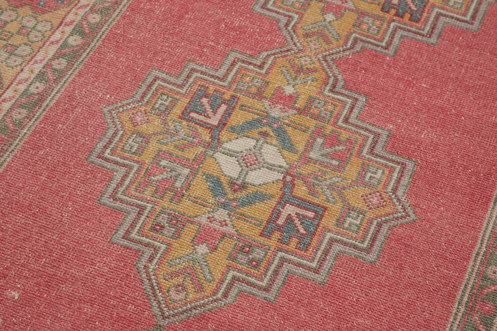 Handmade Anatolian Pink Vintage Rug 115 Cm X 219 Cm photo 439.0