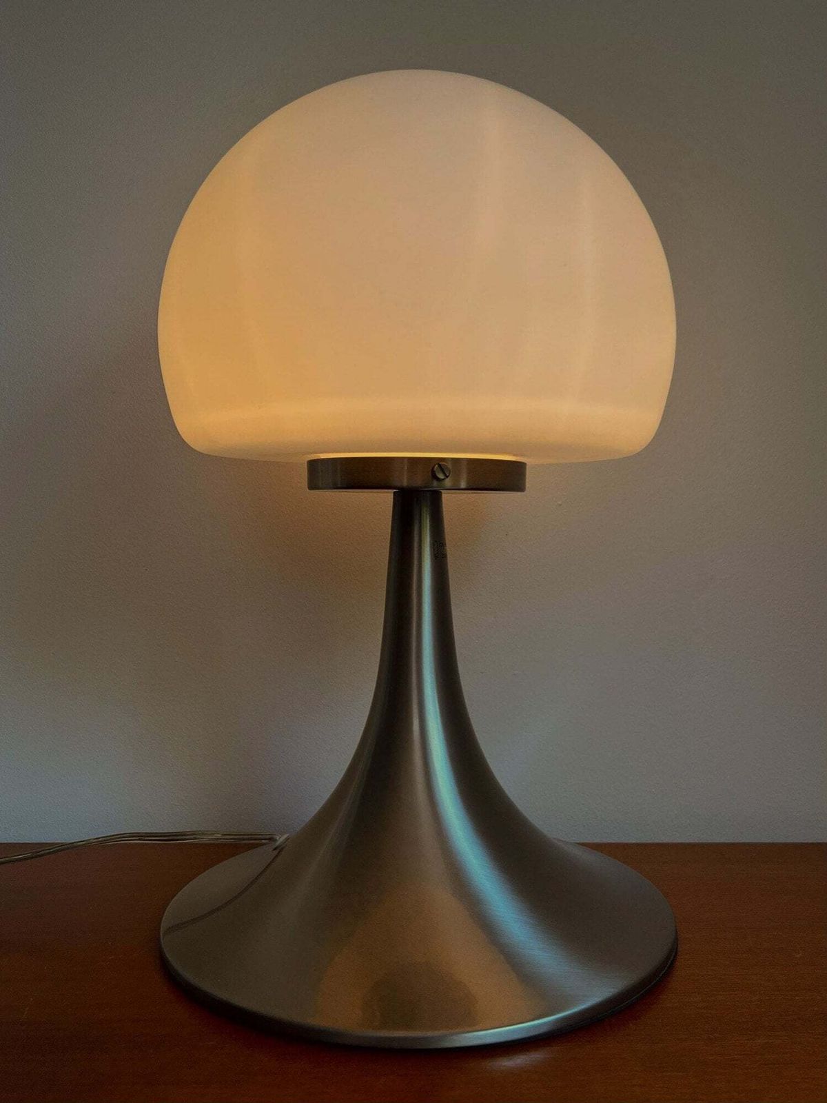 Prisma Leuchten Style   Xl Mushroom Table Lamp   Tip Touch Control photo 158.0
