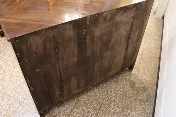 photo for sale Antique Chest Of Drawers In Walnut, 18th Century