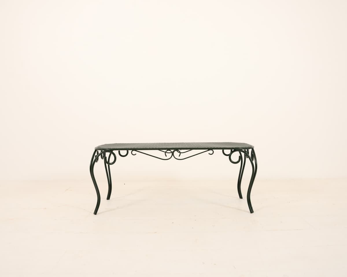 photo vintage Garden Bench And Table