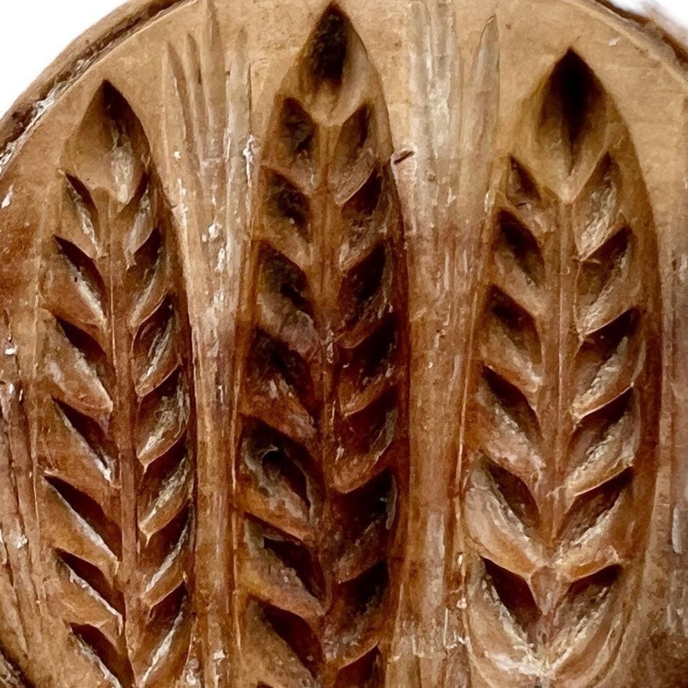 Antique English Wooden Butter Mould   Ears Of Wheat   Kitchenalia photo for sale