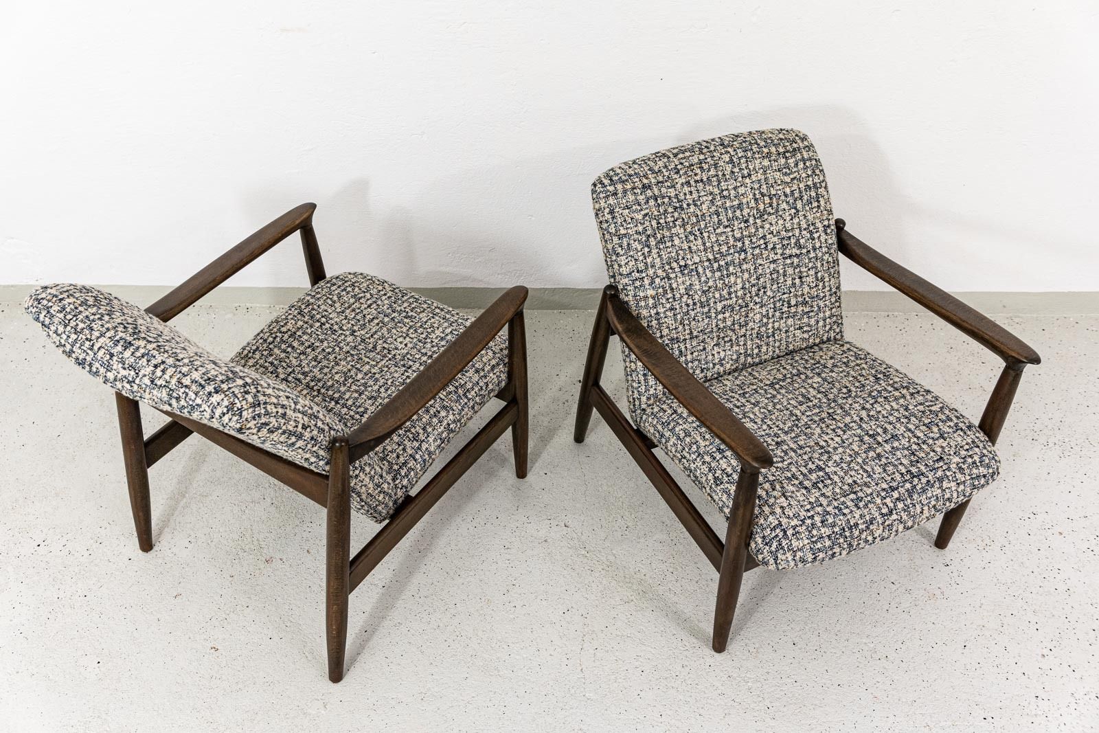photo buy Mid Century Armchairs By Edmund Homa, Poland, 1960s, Set Of 2