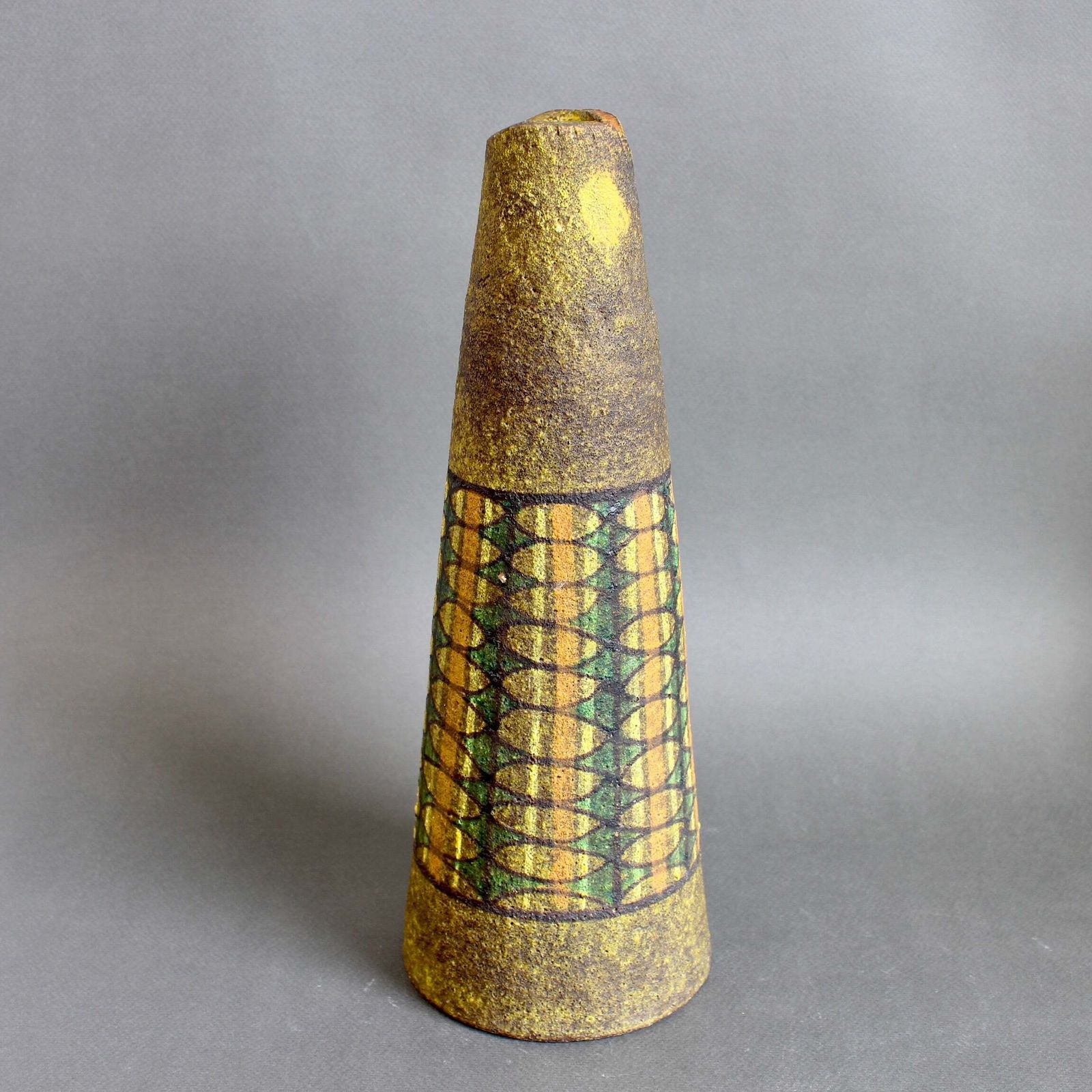Mid Century Italian Earthenware Flower Vase By Aldo Londi For Bitossi (Circa 1950s) photo buy