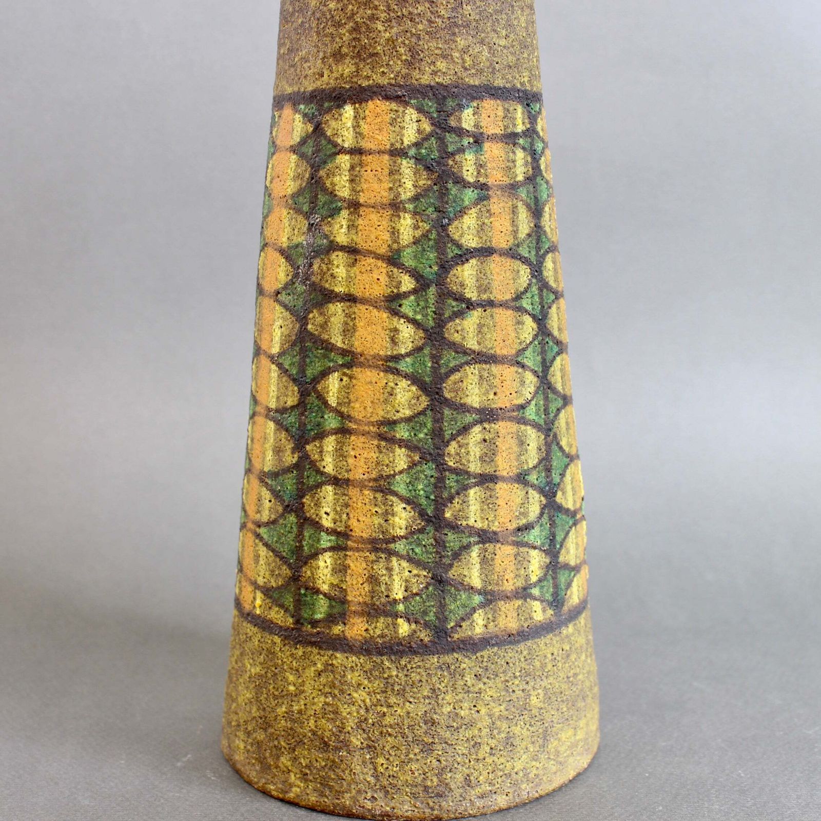 photo for sale Mid Century Italian Earthenware Flower Vase By Aldo Londi For Bitossi (Circa 1950s)