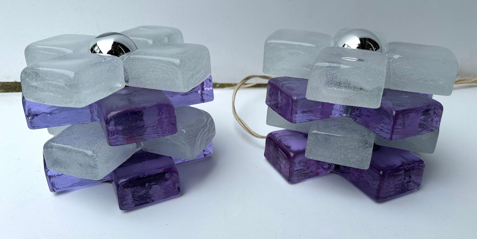Pair Of Round Glass Cube Lamps By Poliarte, Italy, 1970s photo Lighting