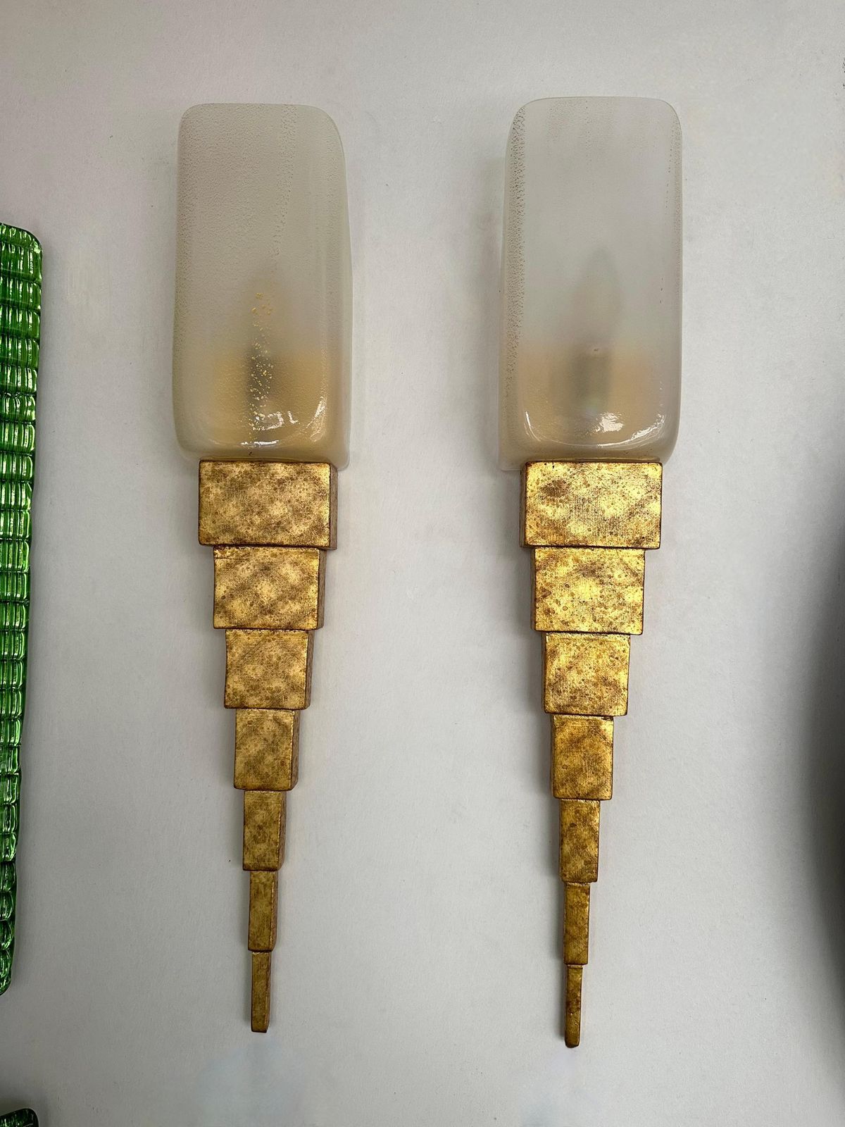 photo vinterior Pair Of Gold Leaf Murano Glass And Gilt Wood Sconces By Terzani, Italy, 1990s