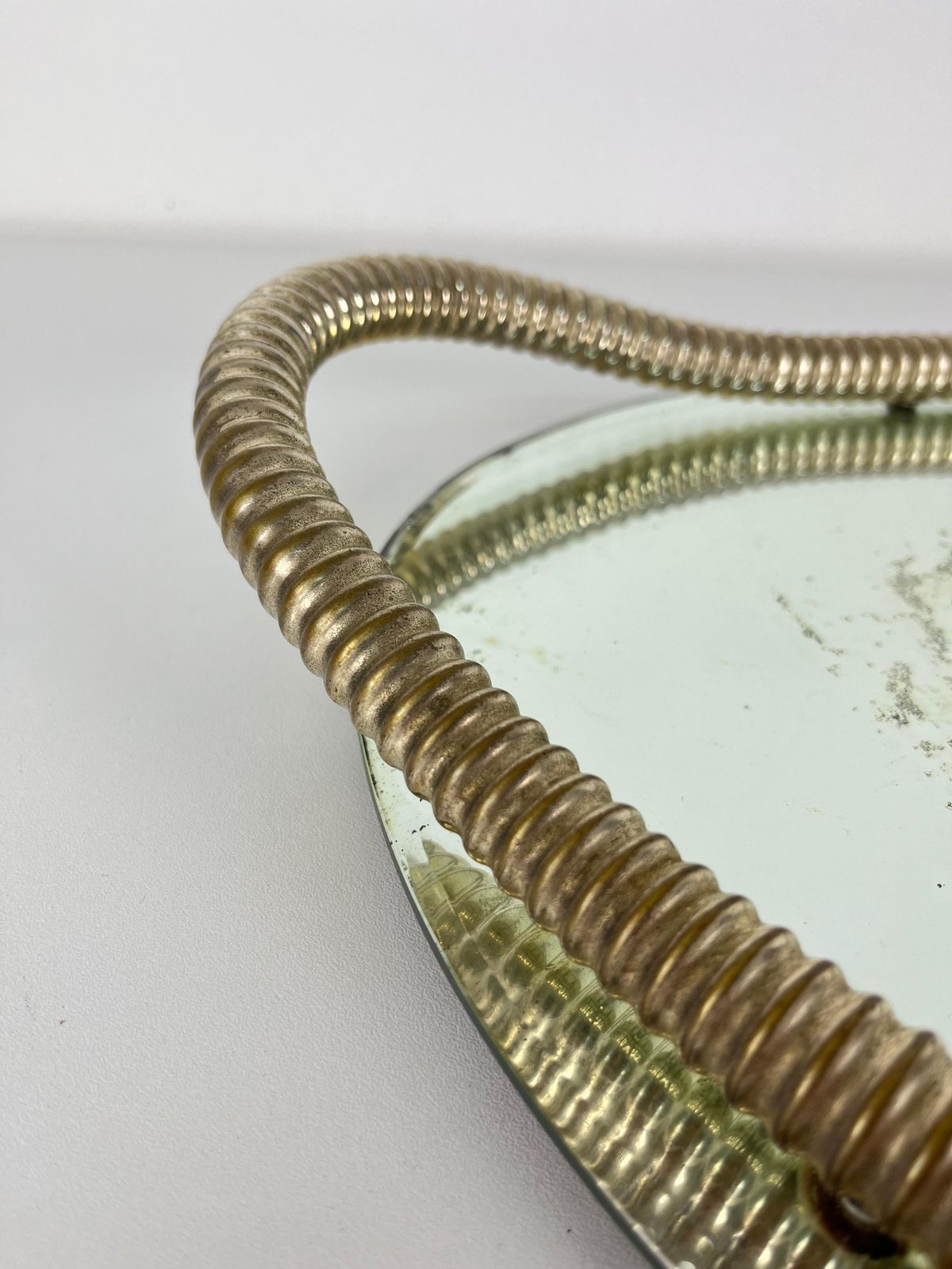 photo furniture Italian Art Deco Oval Tray Brass And Mirrored Glass In The Style Of Fontana Arte