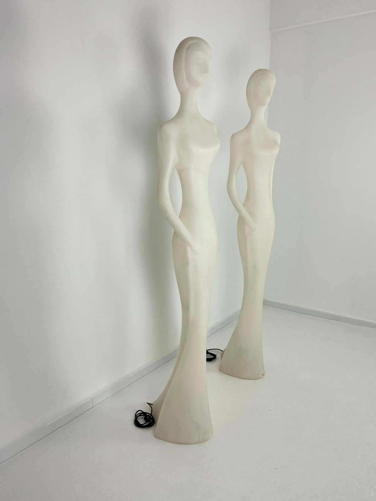 Set Of 2 "Penelope" Floor Lamps, Made In Italy, 210 Cm Of Height. photo vinterior