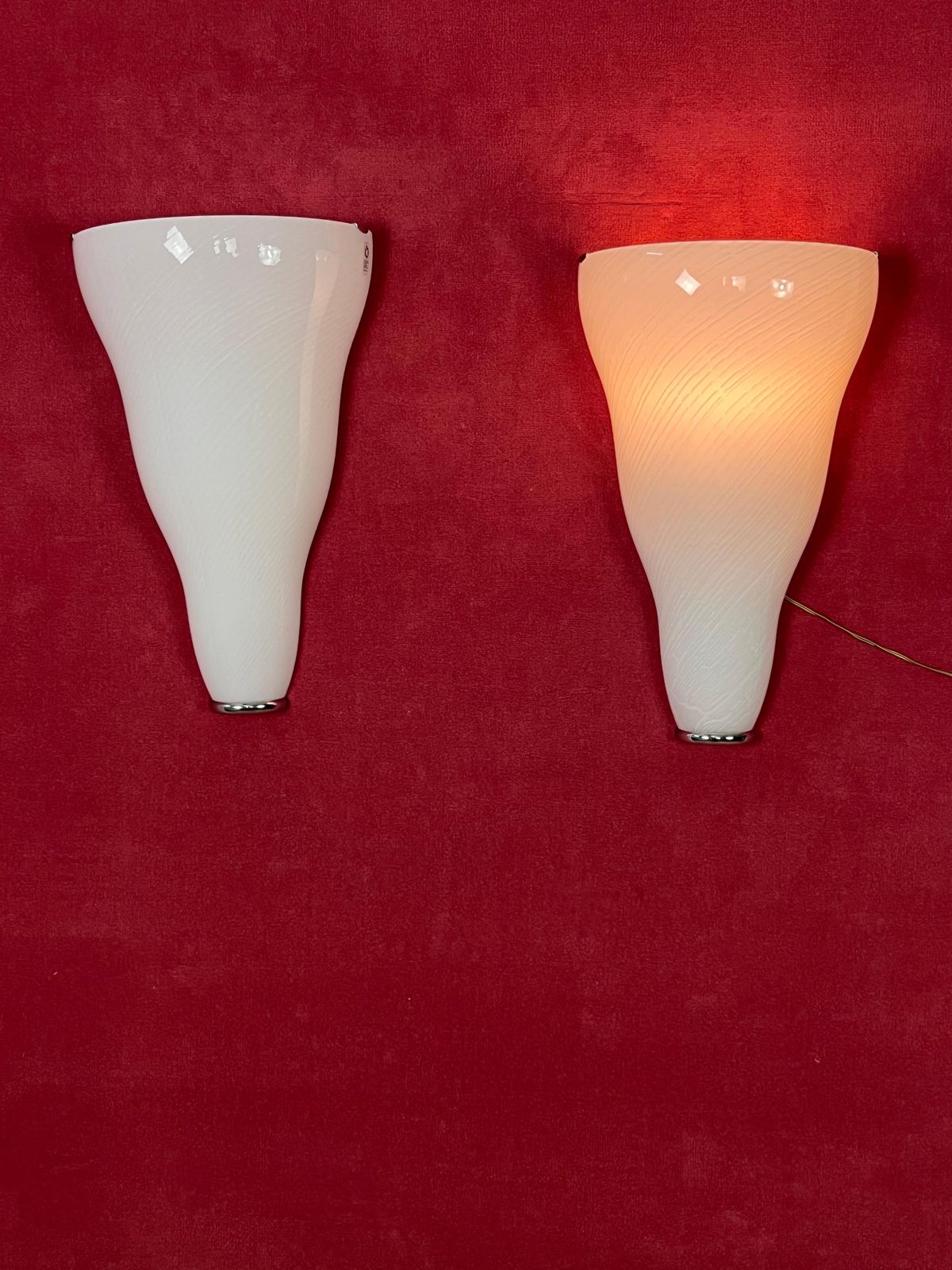 Set Of 2 Large Murano Glass Wall Lamps Leucos, 1980s photo buy
