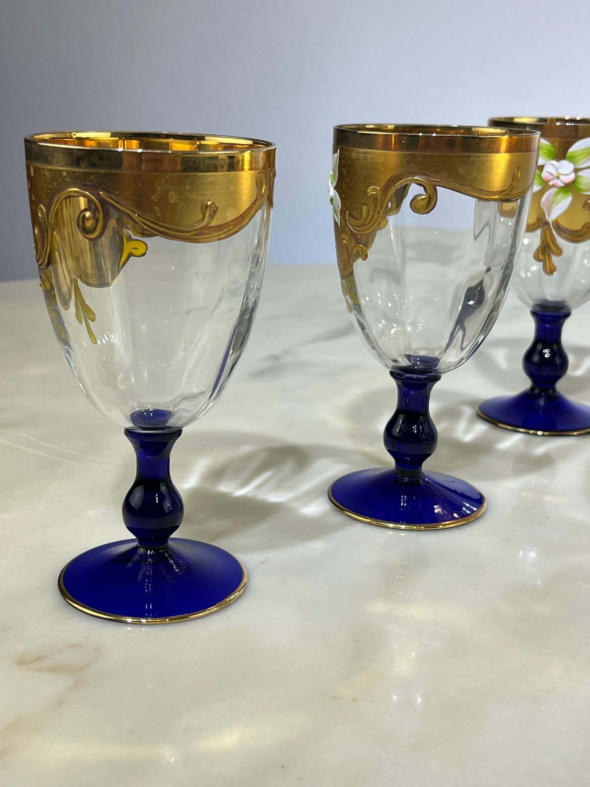 Set Of Bottle And Six Glasses In Hand Painted Murano Glass In 24 Kt Gold, 1970s photo 300.0