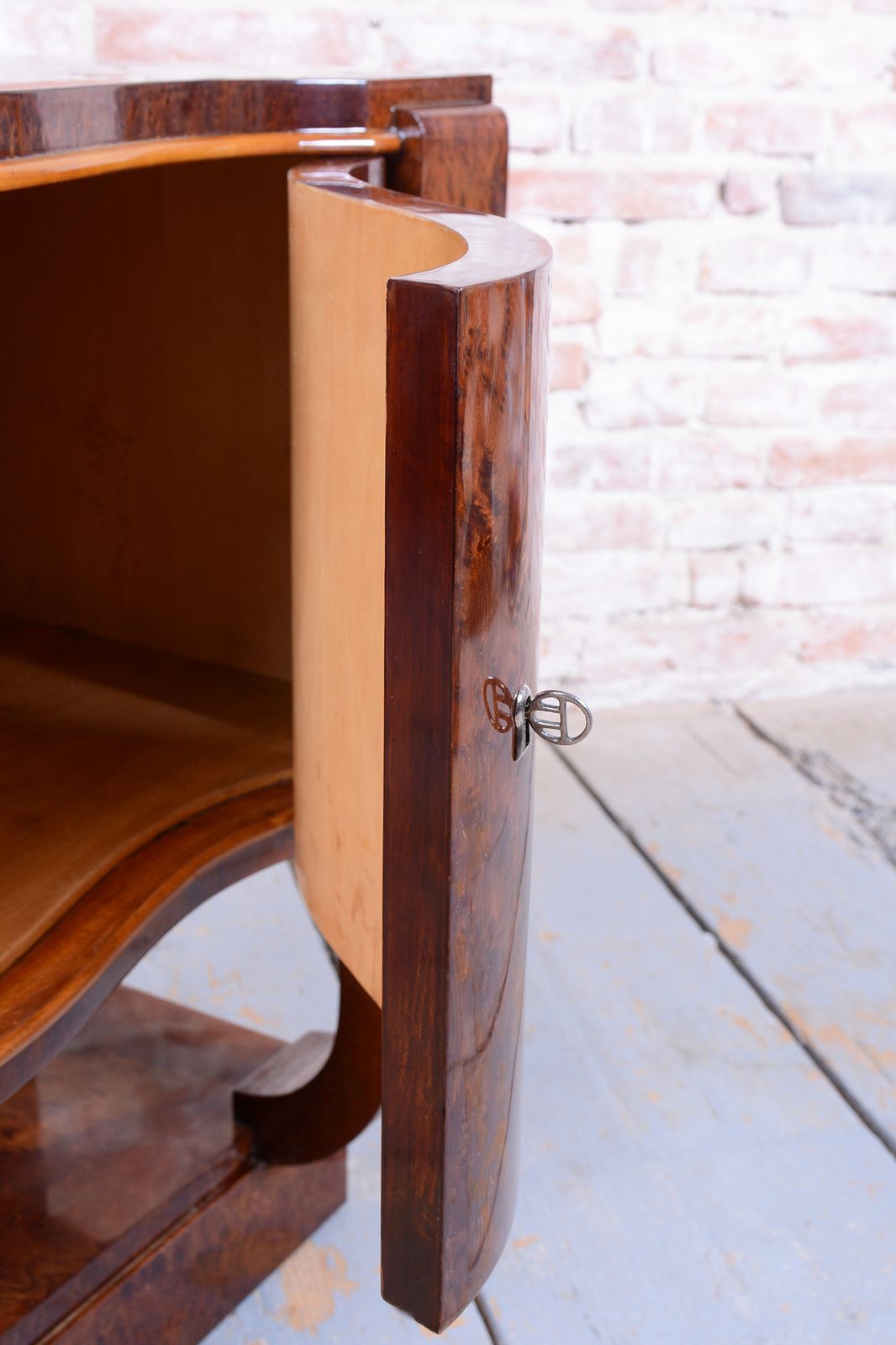 photo vinterior Pair Of Restored Art Deco Bedside Tables, Beech, Revived Polish, France, 1920s