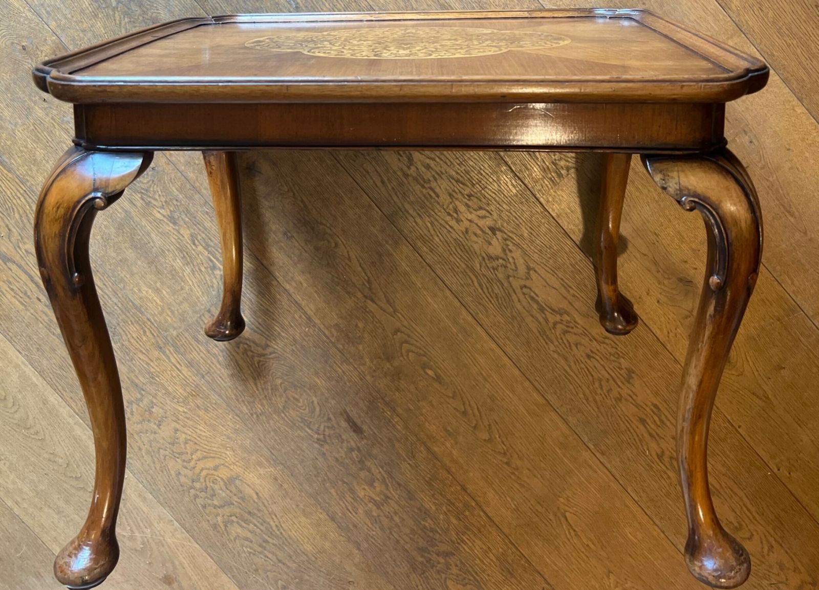 Queen Anne Style Coffee Or Lamp Table photo 435.0