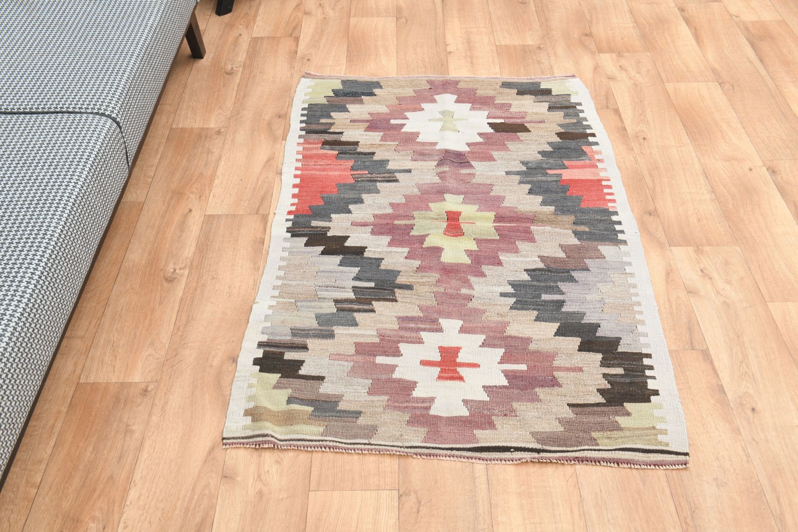 3'1x4'8 Ft, Geometric Style Turkish Kilim Accent Rug, Bathroom Decor, Bath Mat, Wool Bedside Rugs, Vintage Carpet, Wool, Handmade, Flatweave photo Textiles