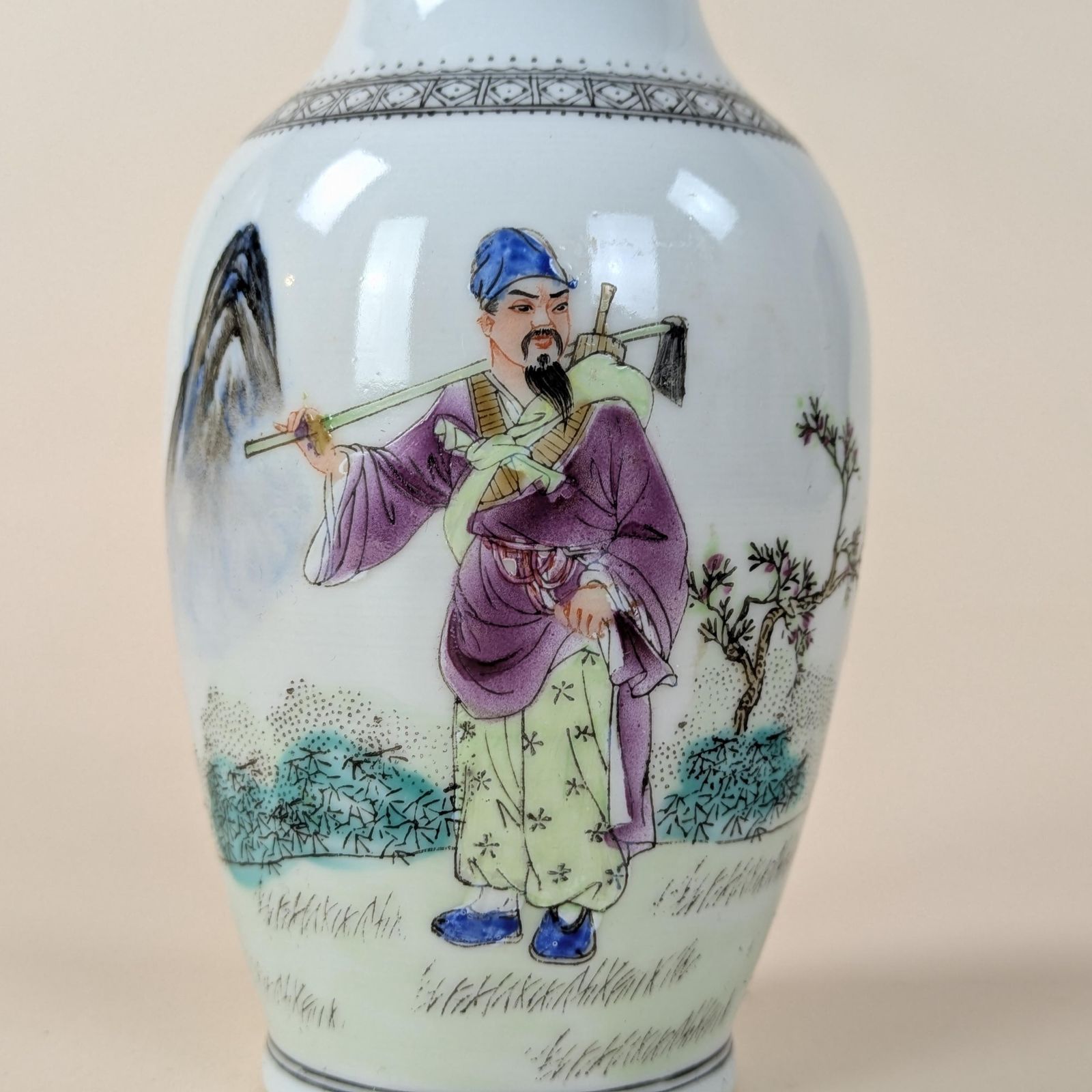 20th Century Proc Peoples Republic Of China 1970s 1980s Chinese Jingdezhen Porcelain Vase photo vintage