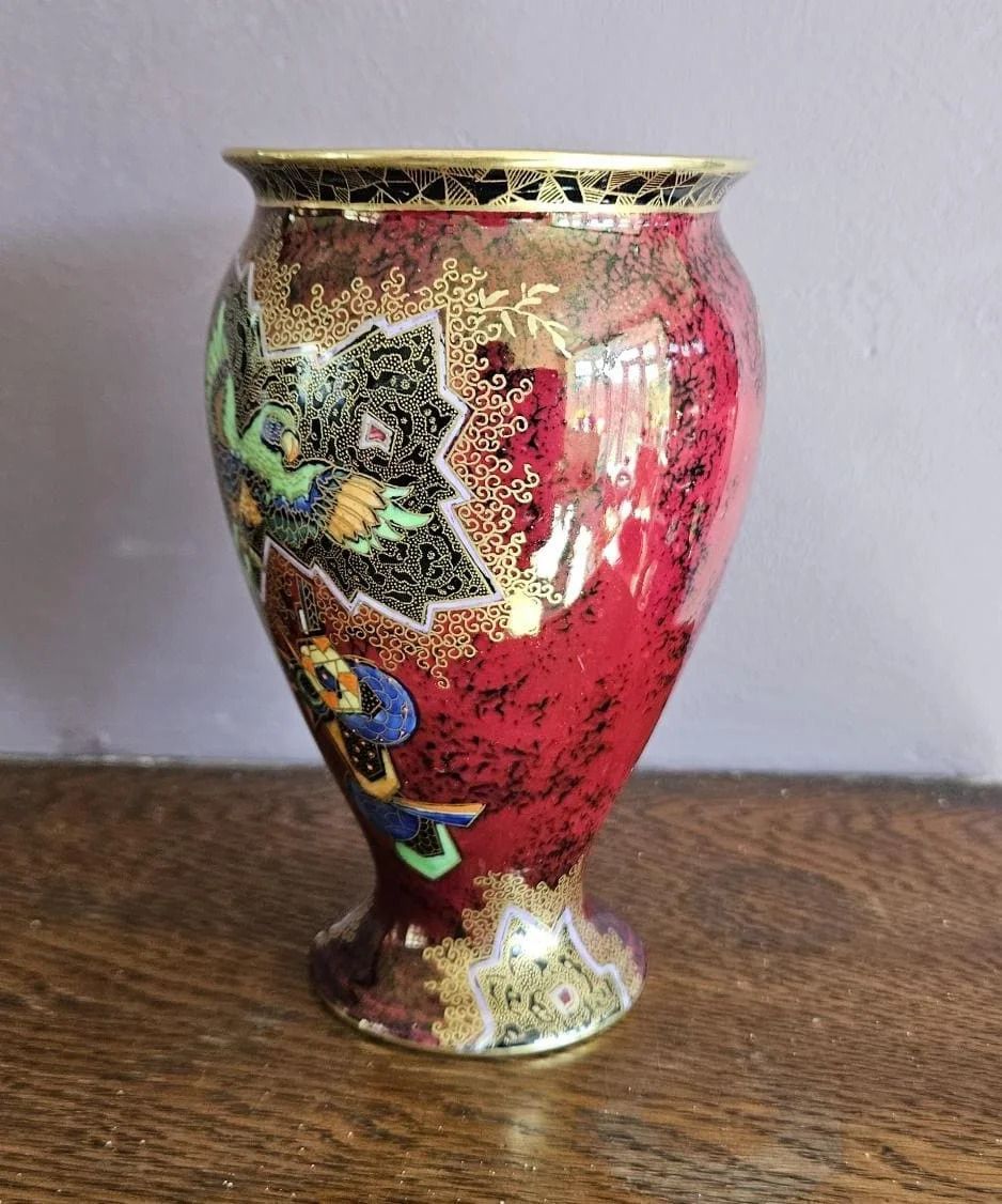 photo furniture Art Deco Vase Geometric Parrot Design By Enoch Boulton For Crown Devon