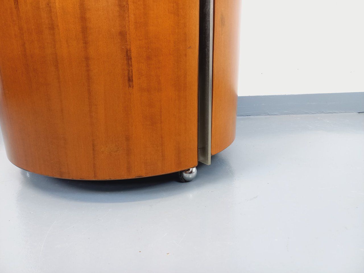 Round Coffee Table With Swivel Bar By Eugenio Gerli For Tecno In Teak photo vinterior